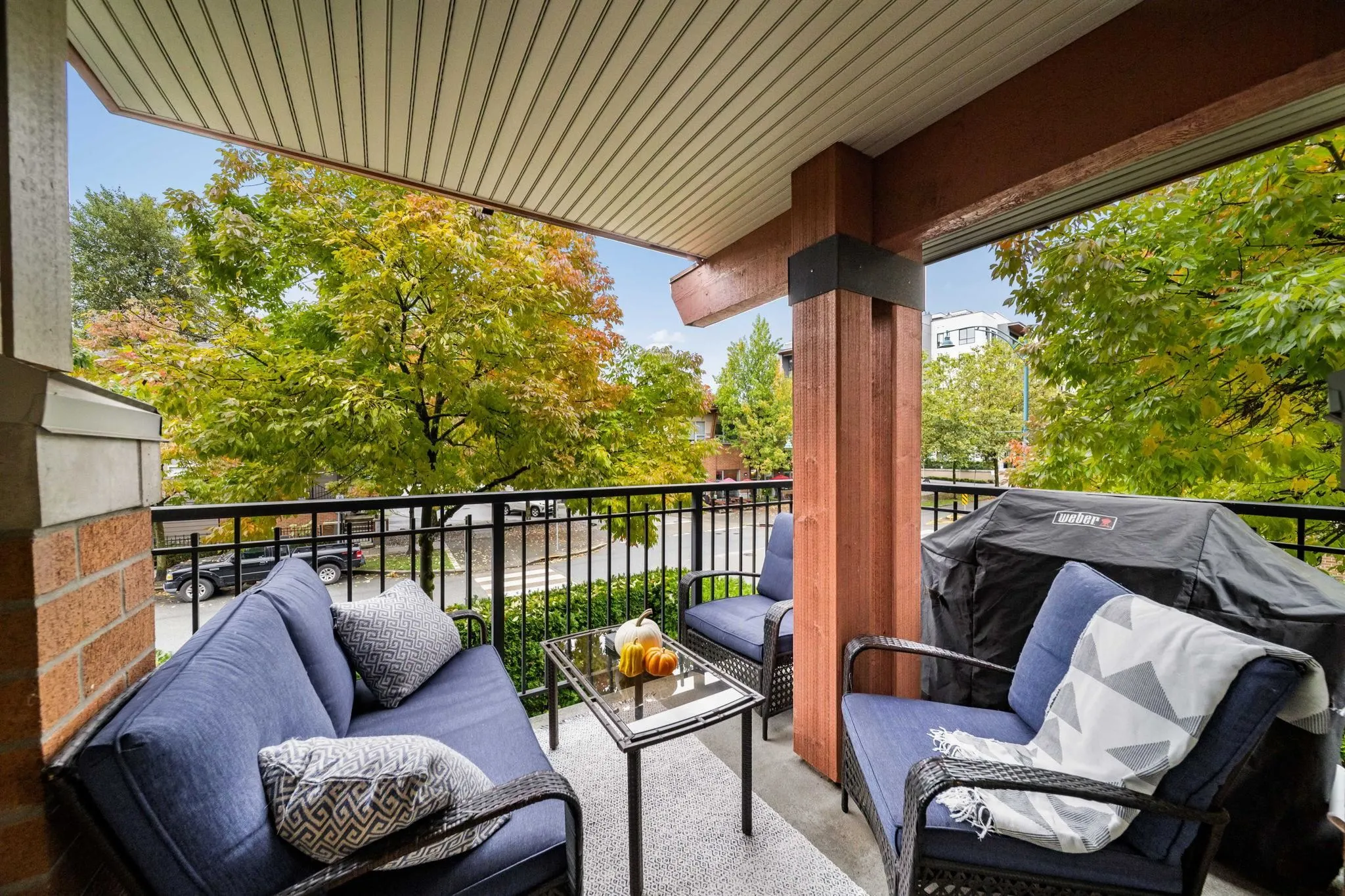 210 200 Klahanie Drive