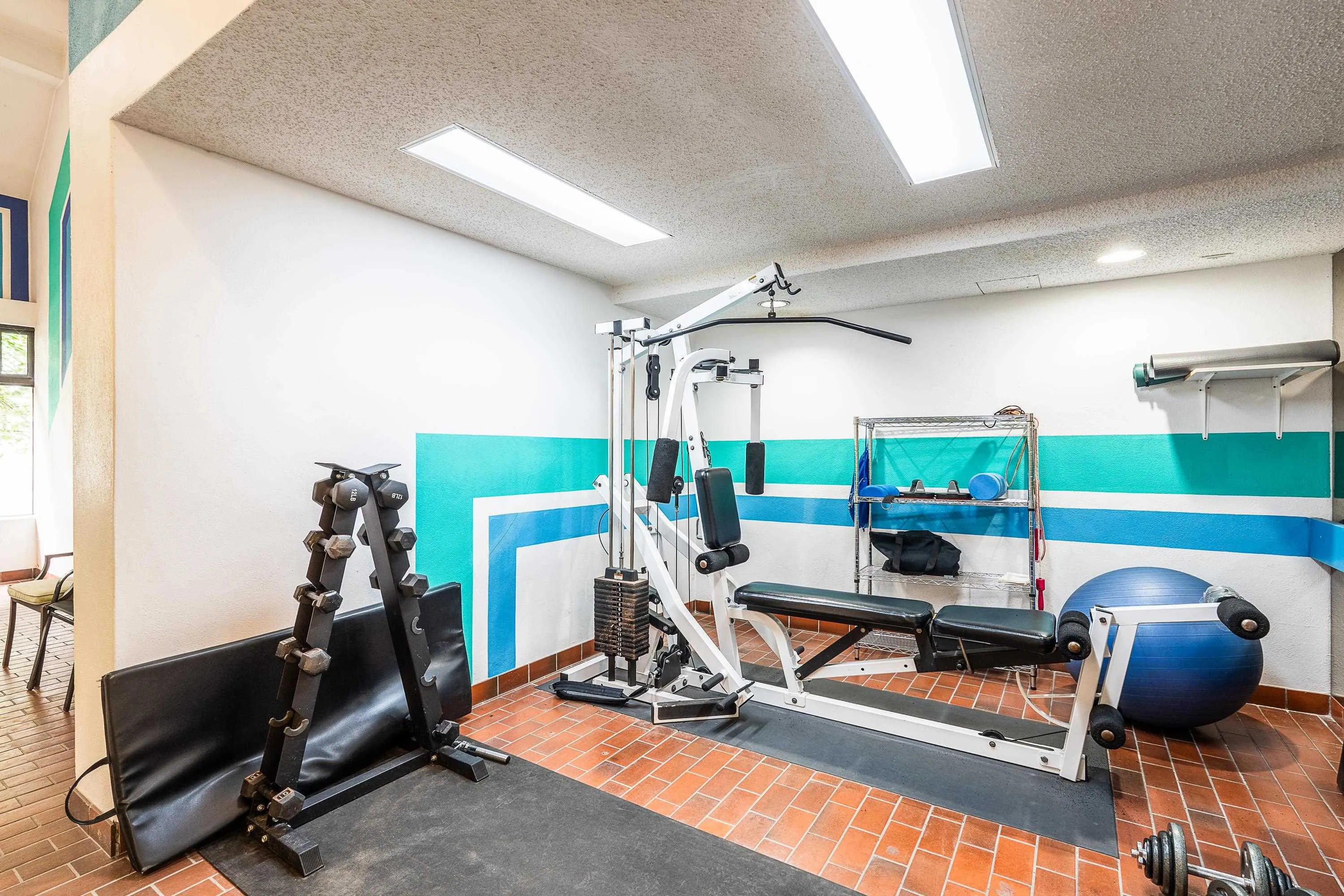 201 1995 Beach Avenue