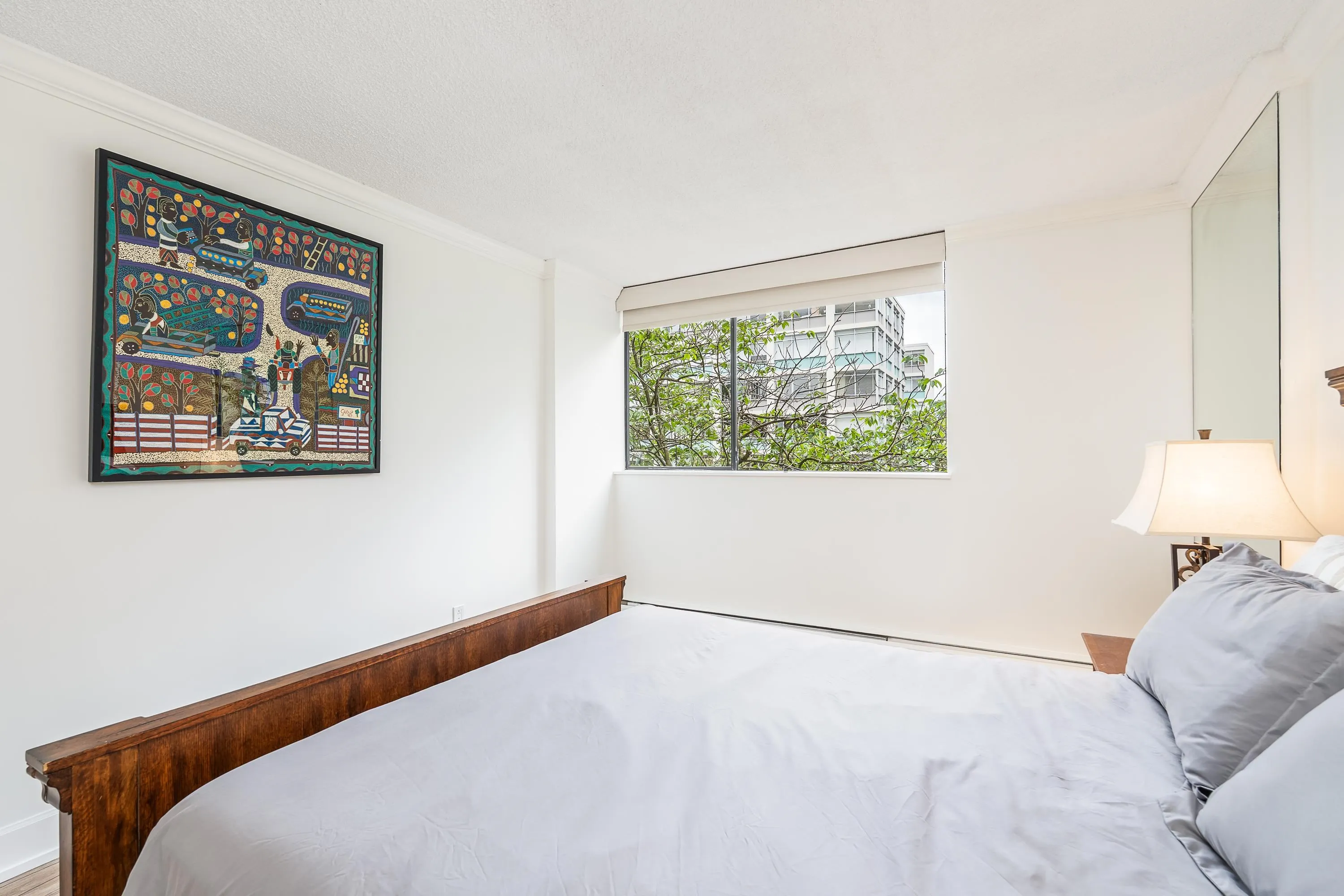 201 1995 Beach Avenue