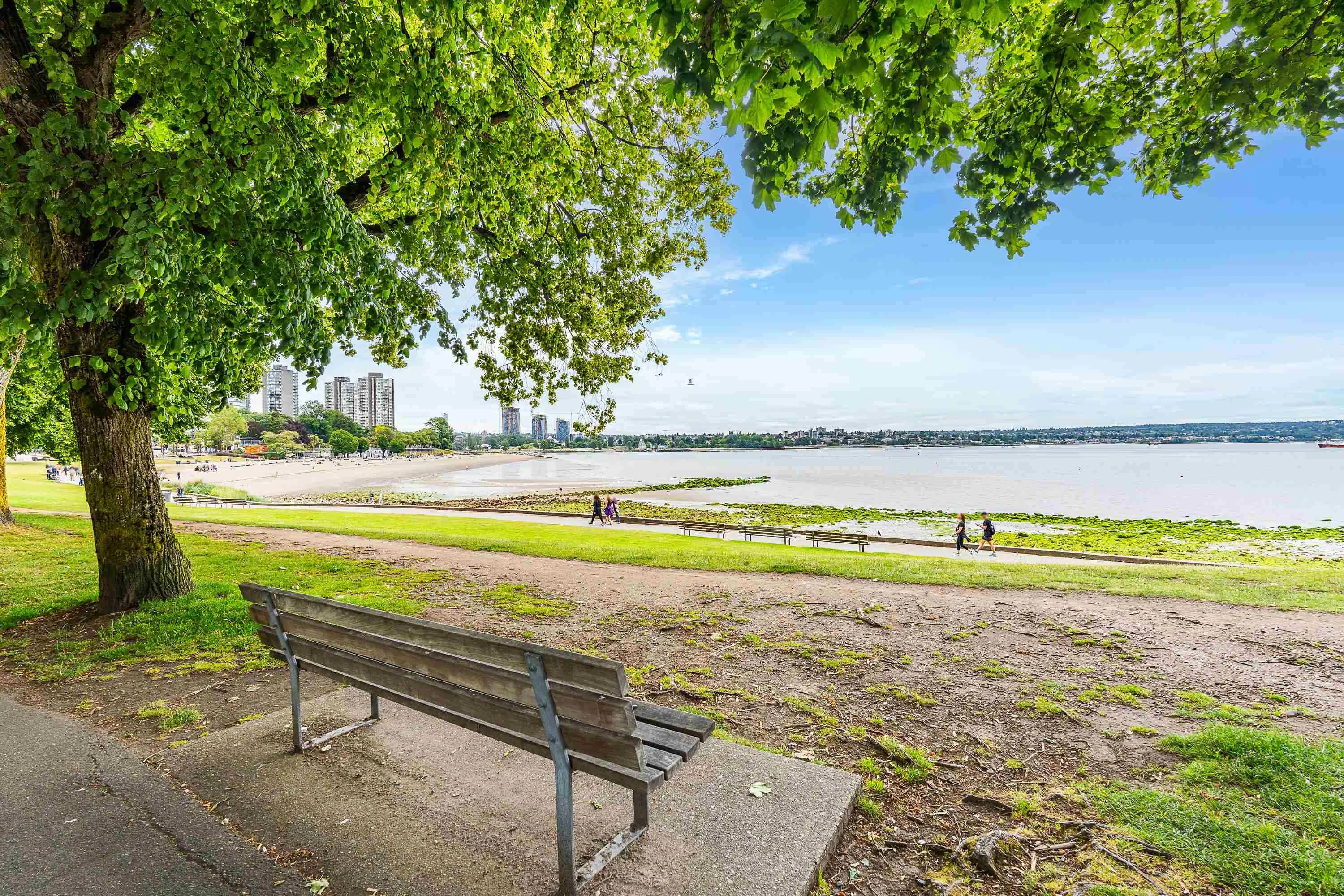 201 1995 Beach Avenue