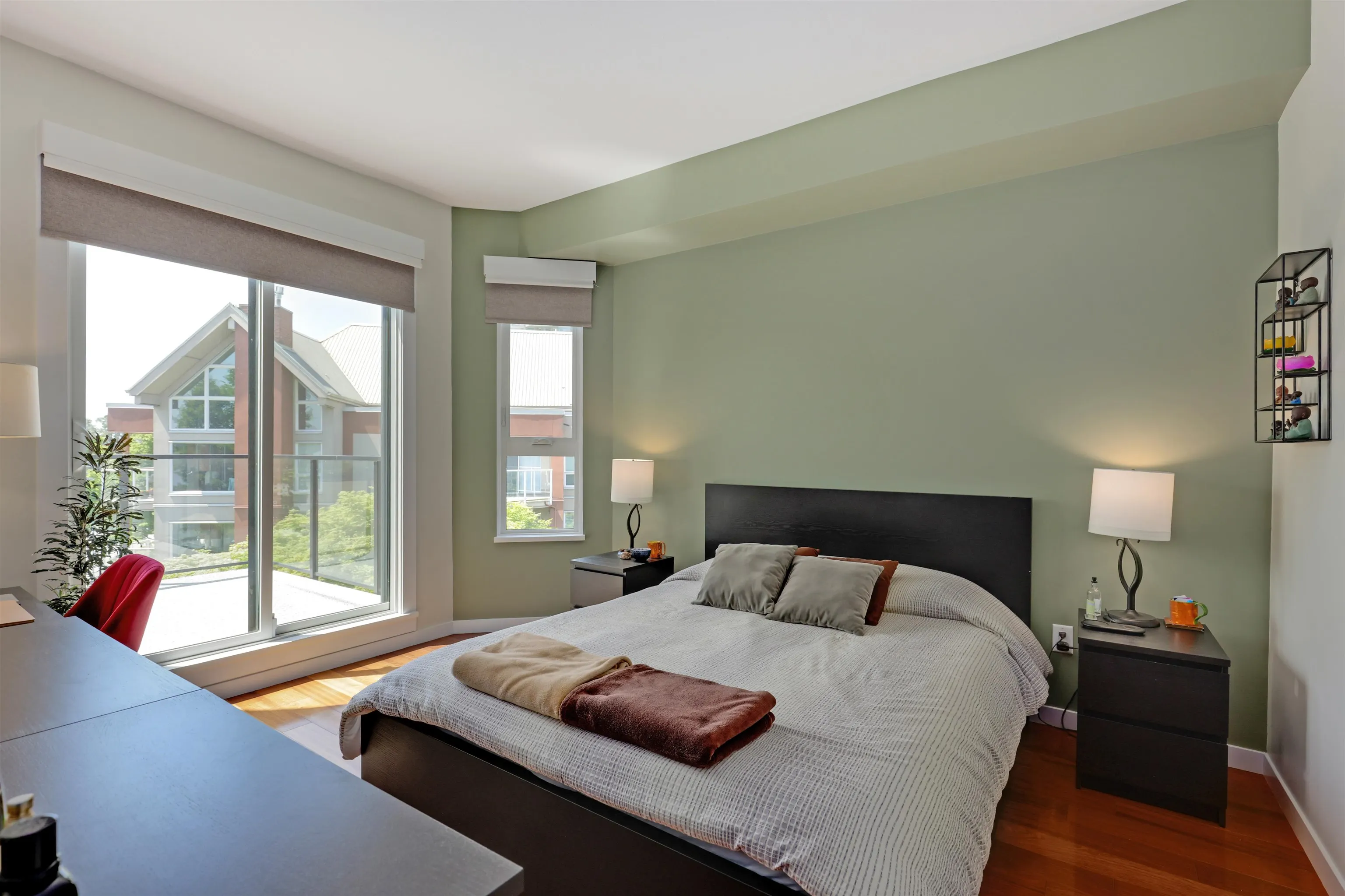 420 1150 Quayside Drive