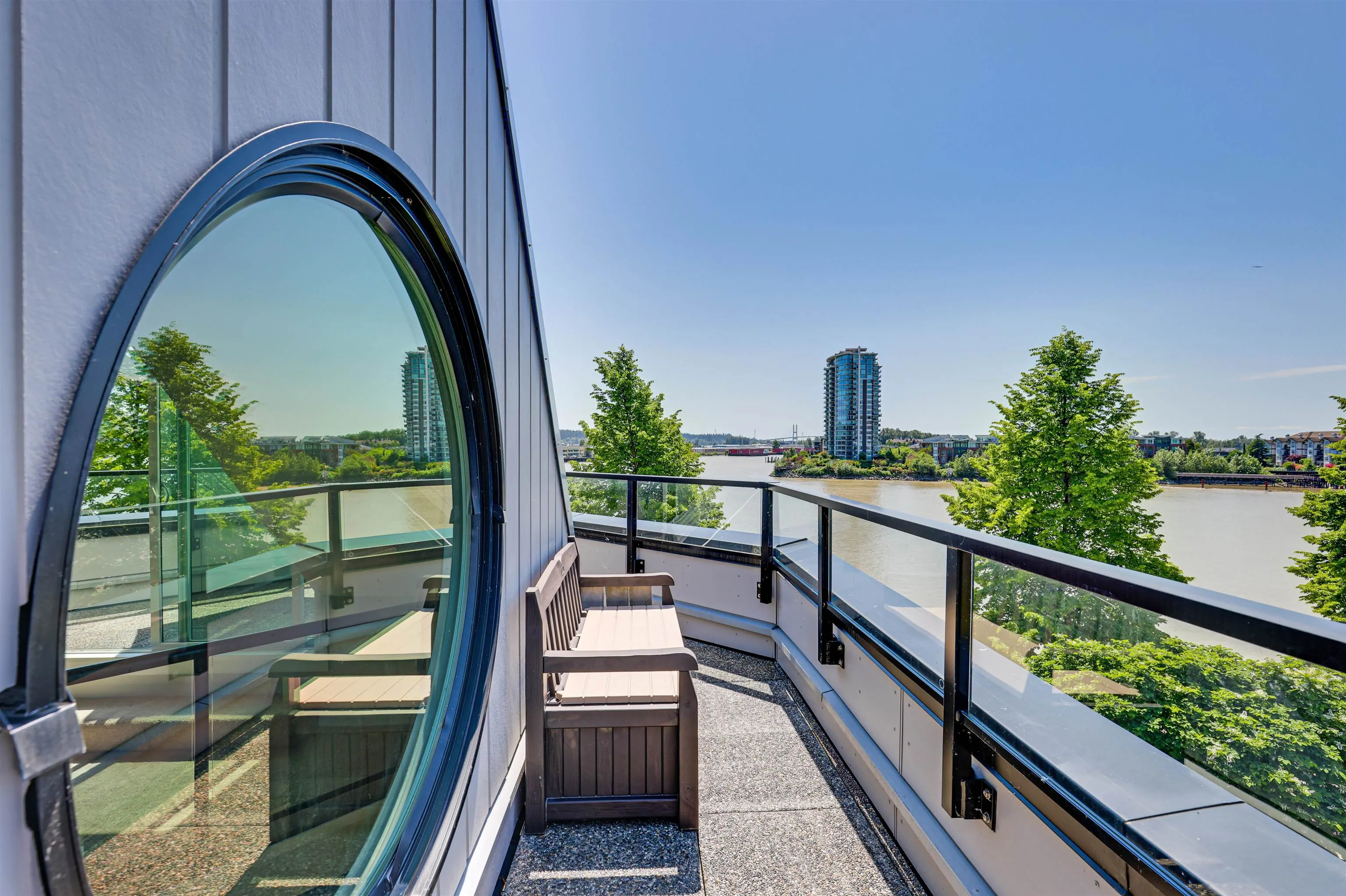 420 1150 Quayside Drive