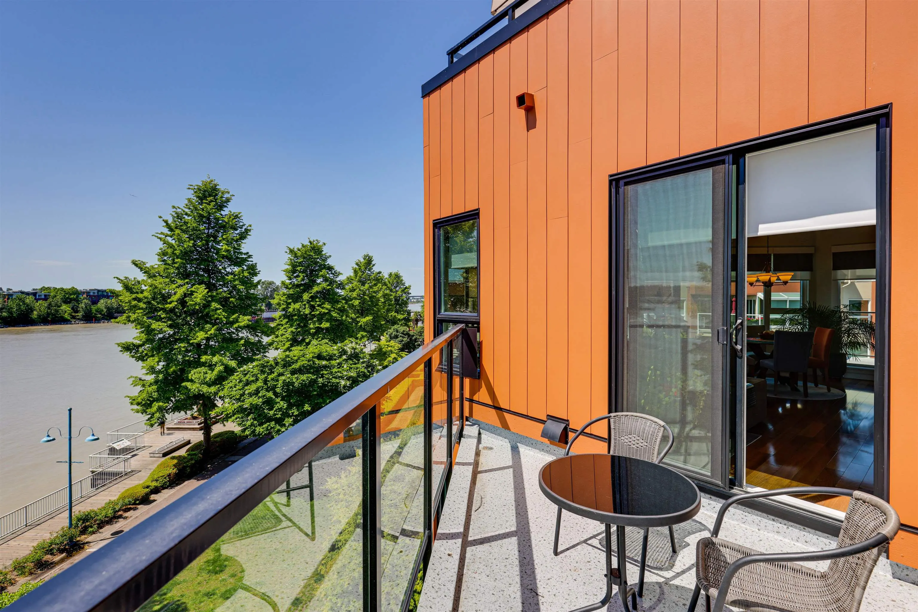 420 1150 Quayside Drive
