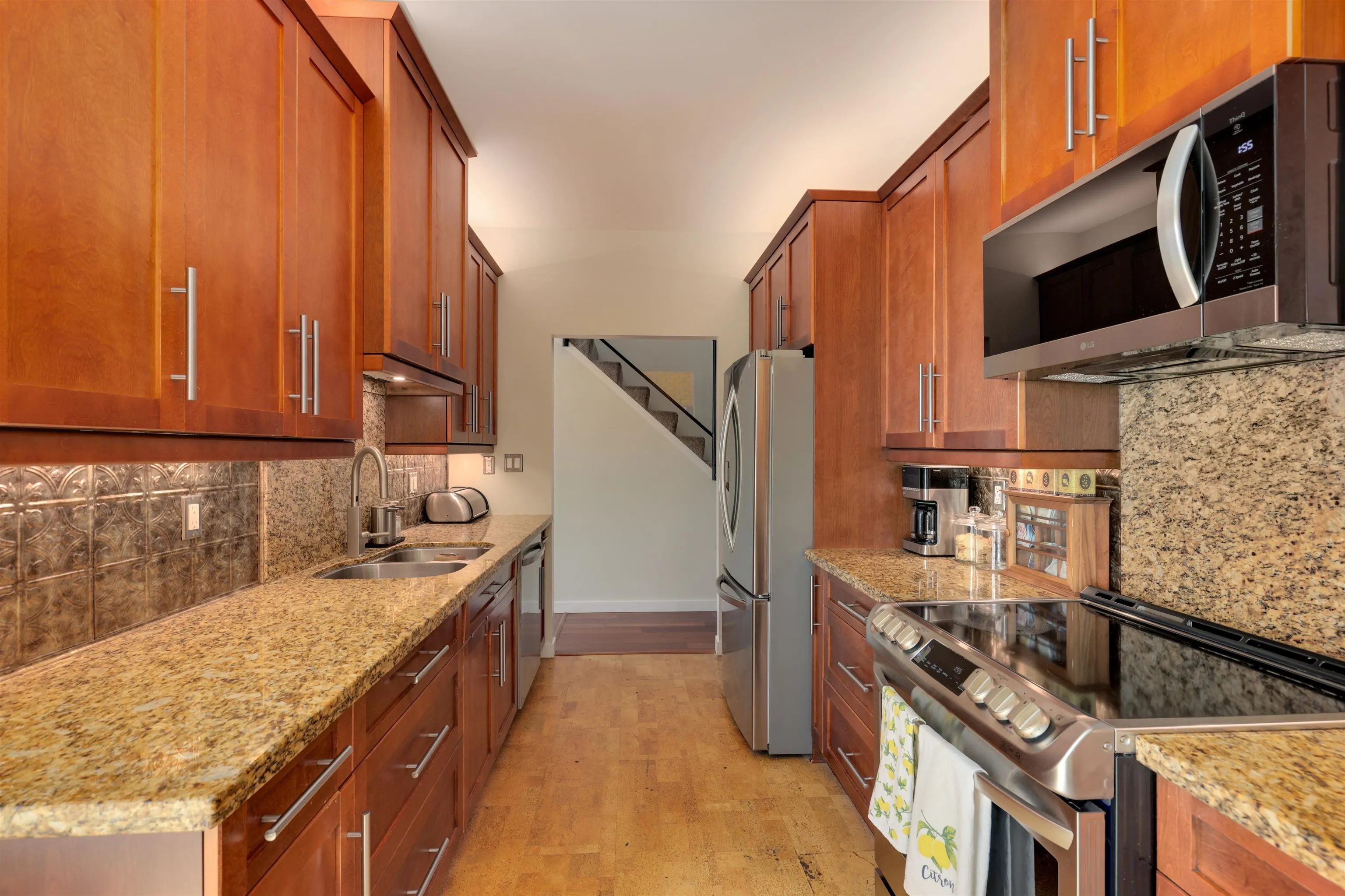 420 1150 Quayside Drive