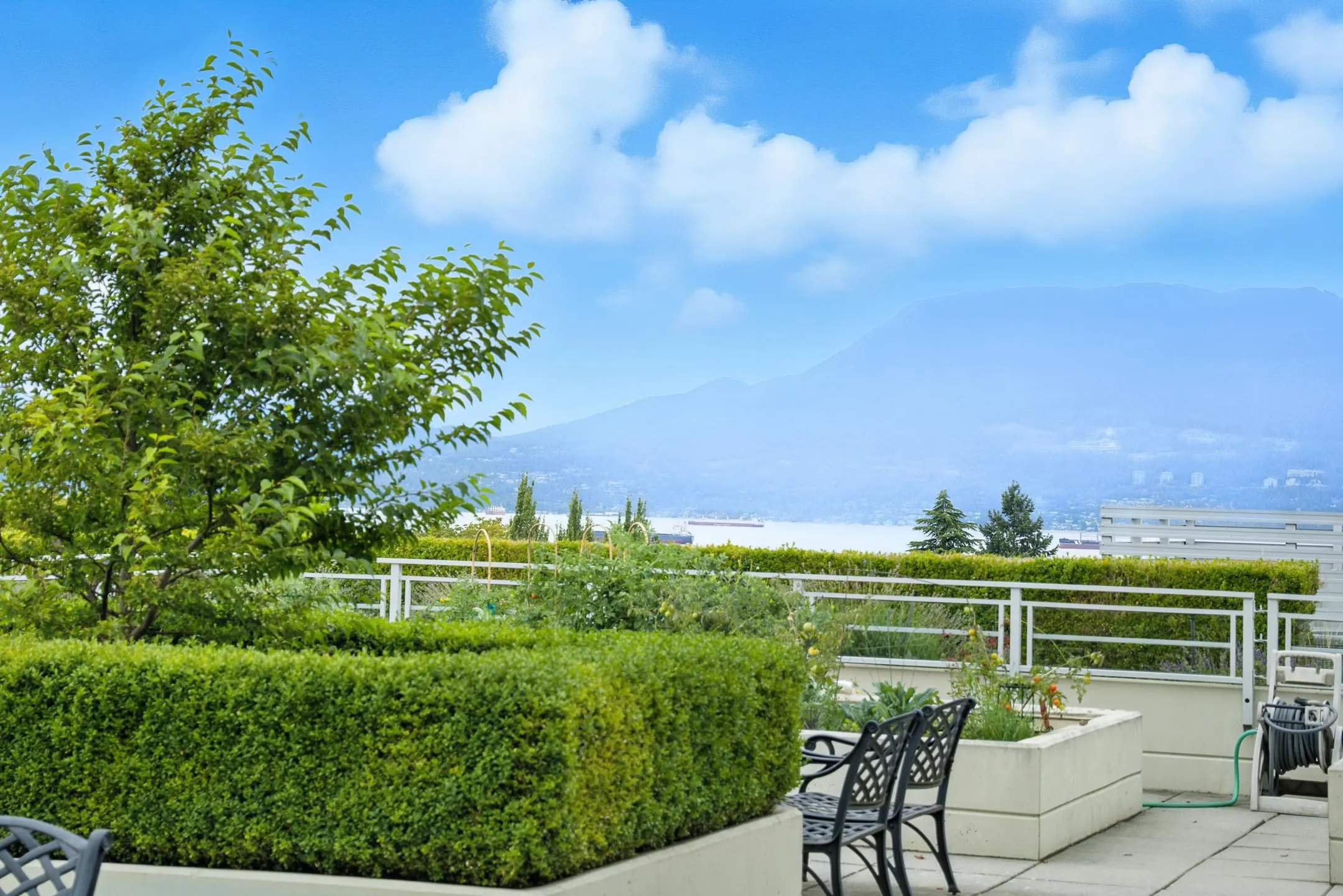 404 3595 W 18th Avenue