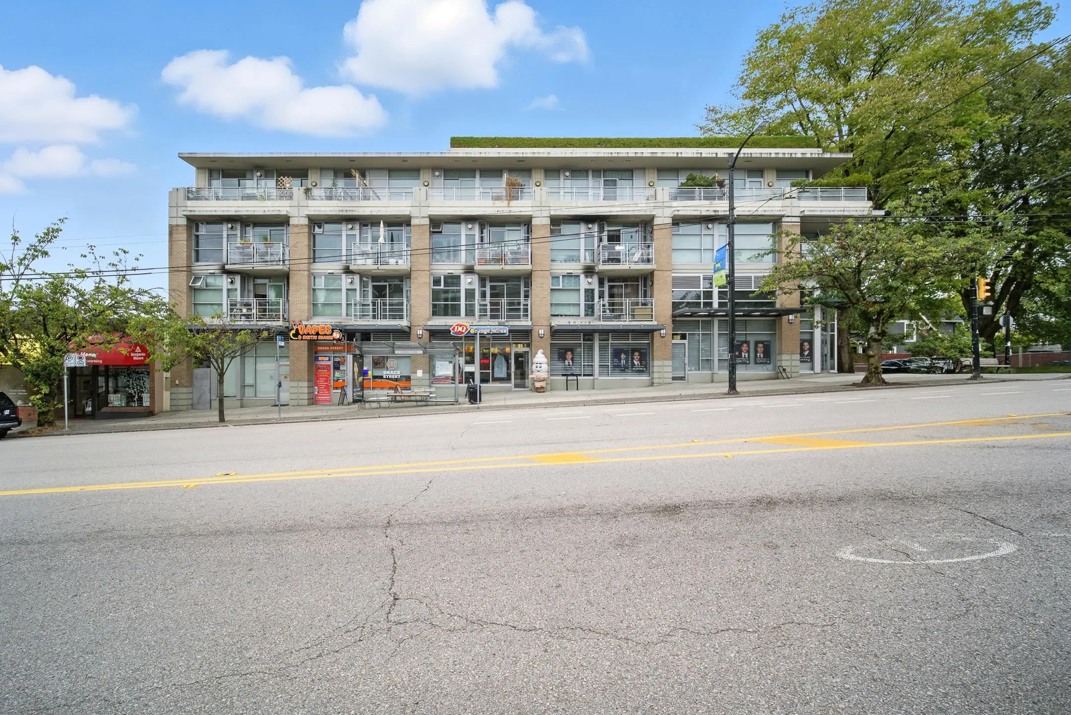 404 3595 W 18th Avenue