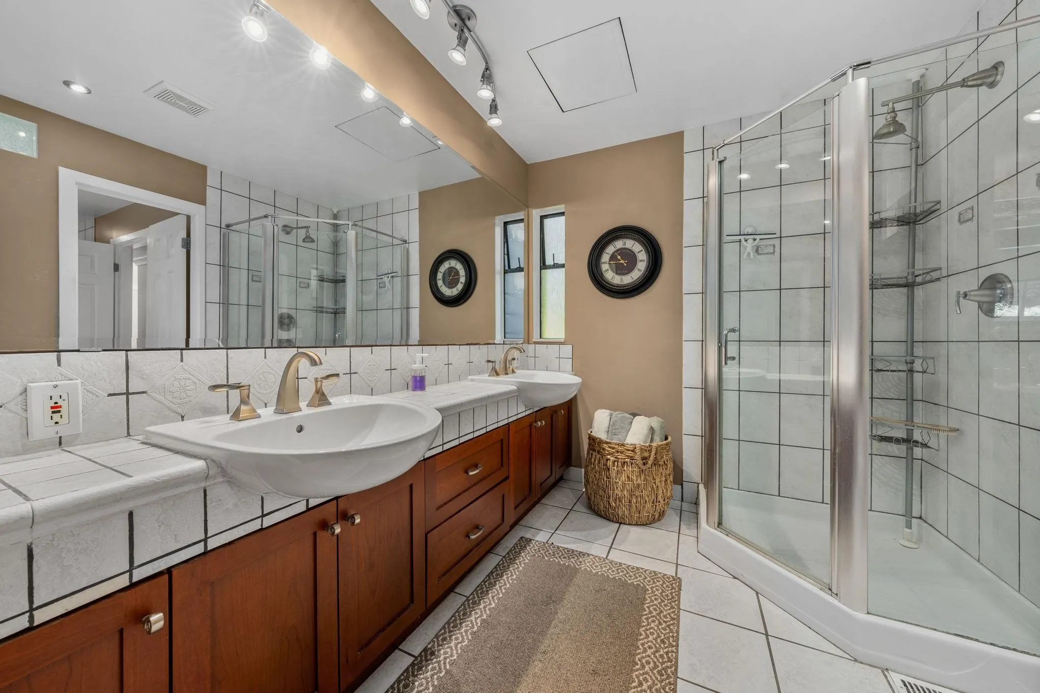 871 Fairway Drive