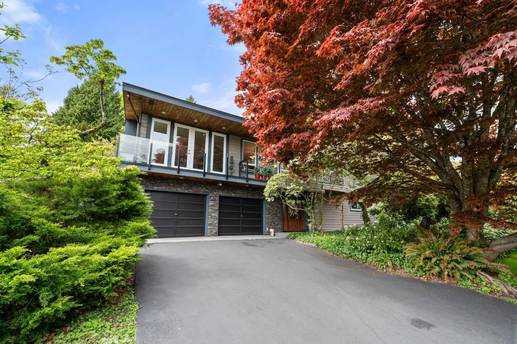 871 Fairway Drive