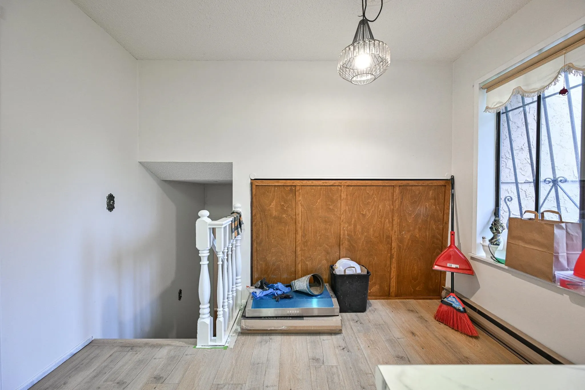 2272 Bevan Crescent