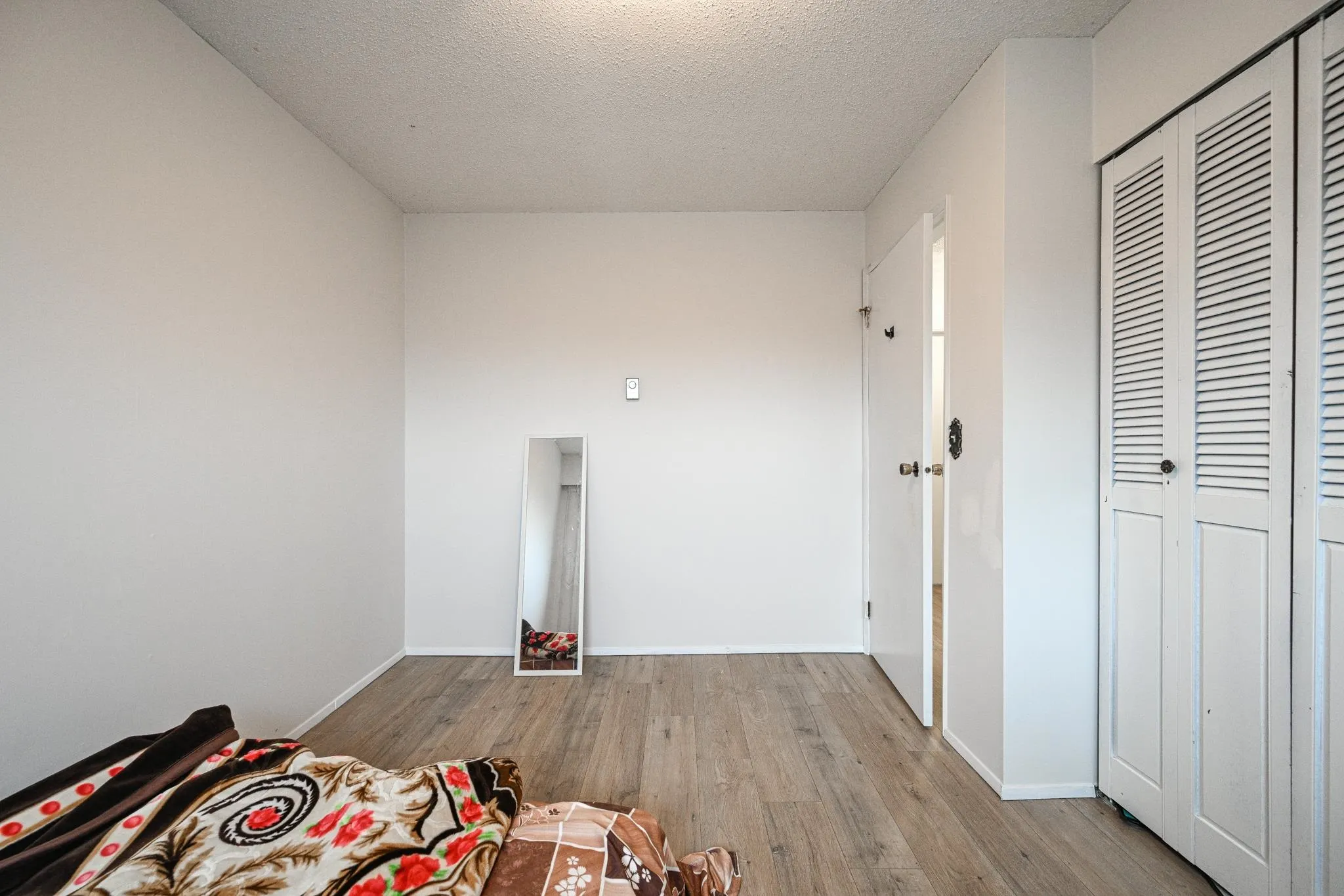 2272 Bevan Crescent