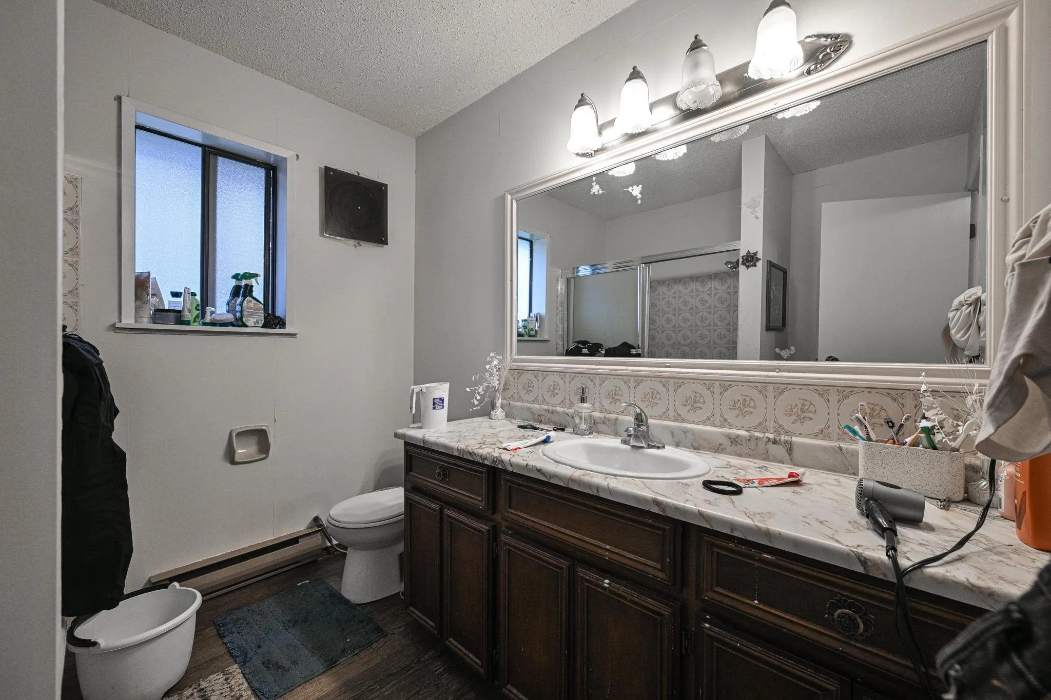 2272 Bevan Crescent
