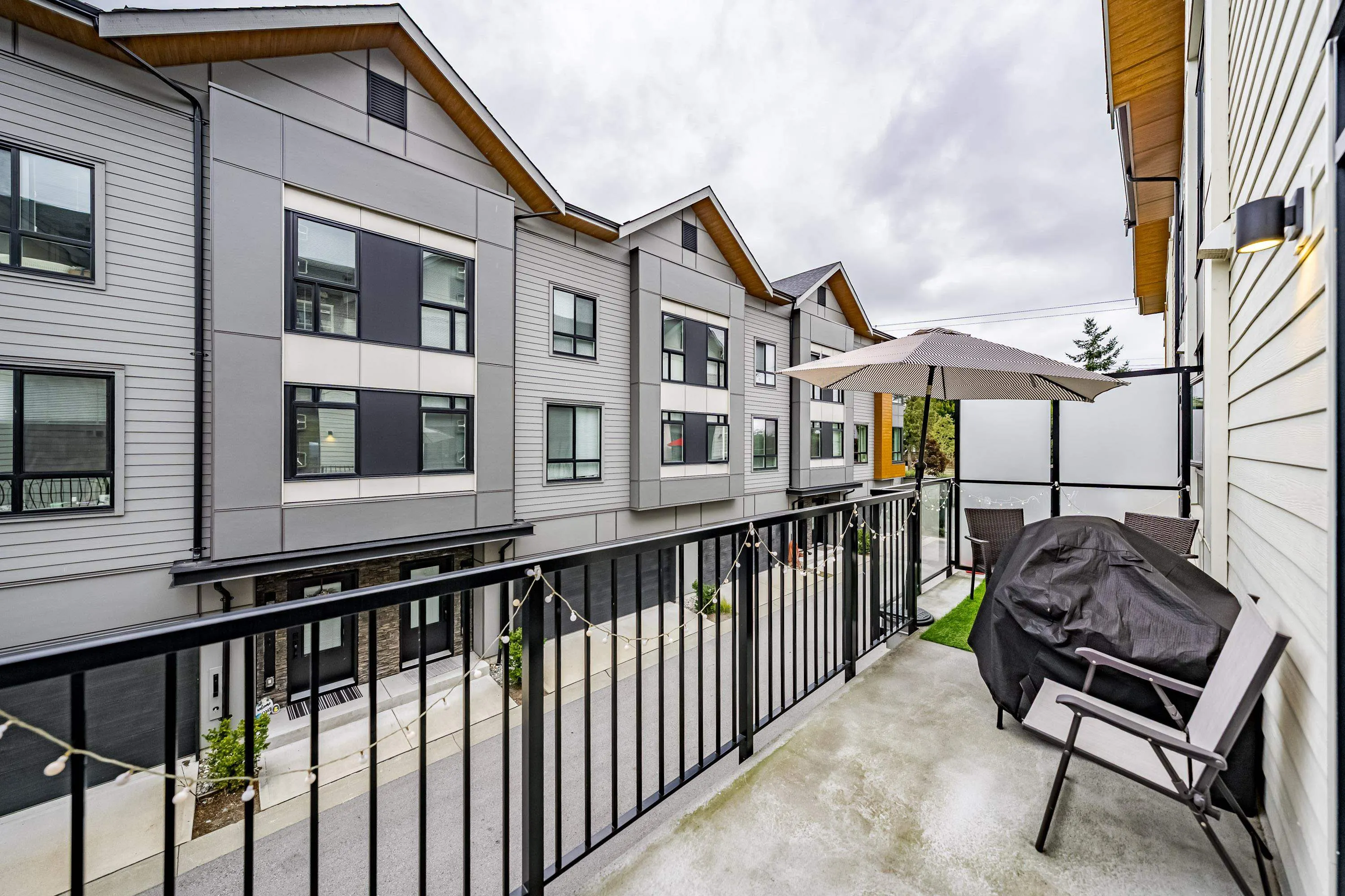 3 15151 Edmund Drive