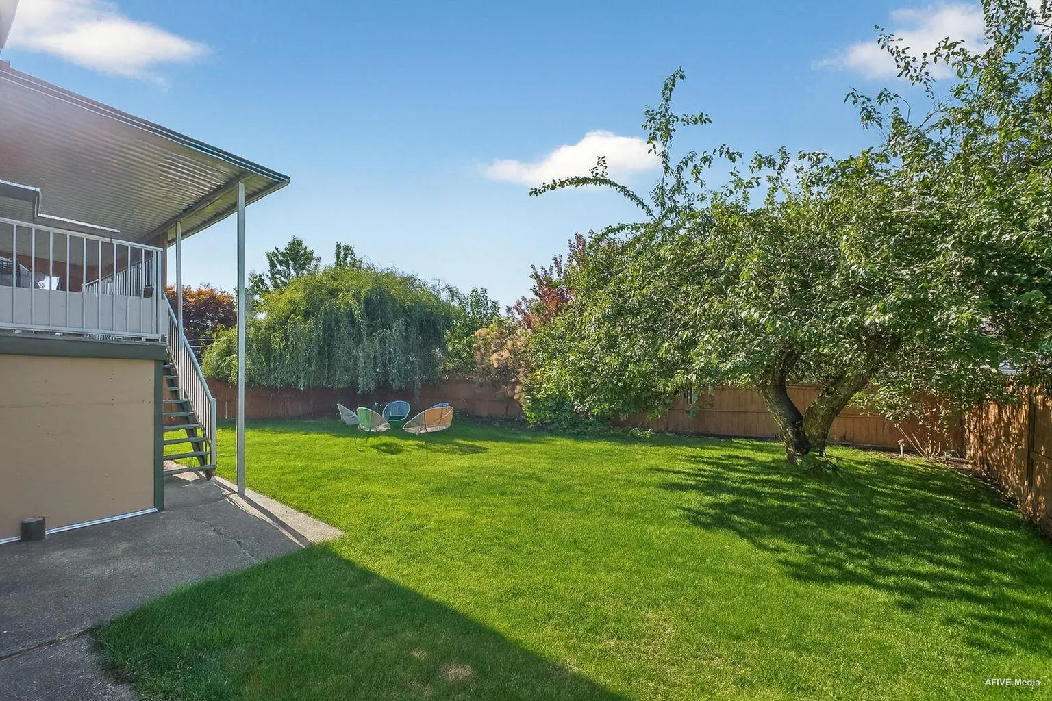 3443 Shuswap Terrace