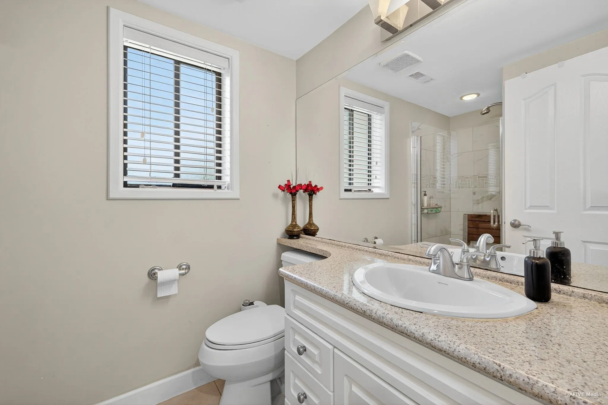 3443 Shuswap Terrace
