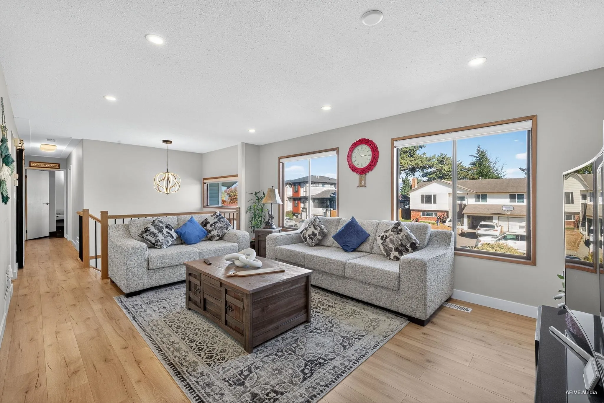 3443 Shuswap Terrace