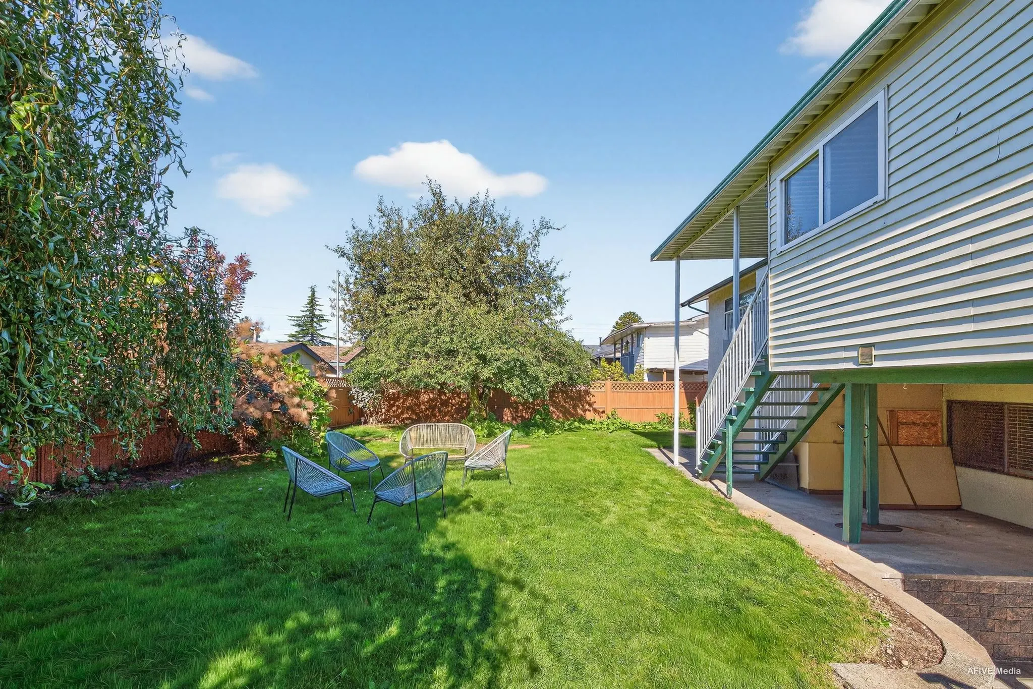 3443 Shuswap Terrace