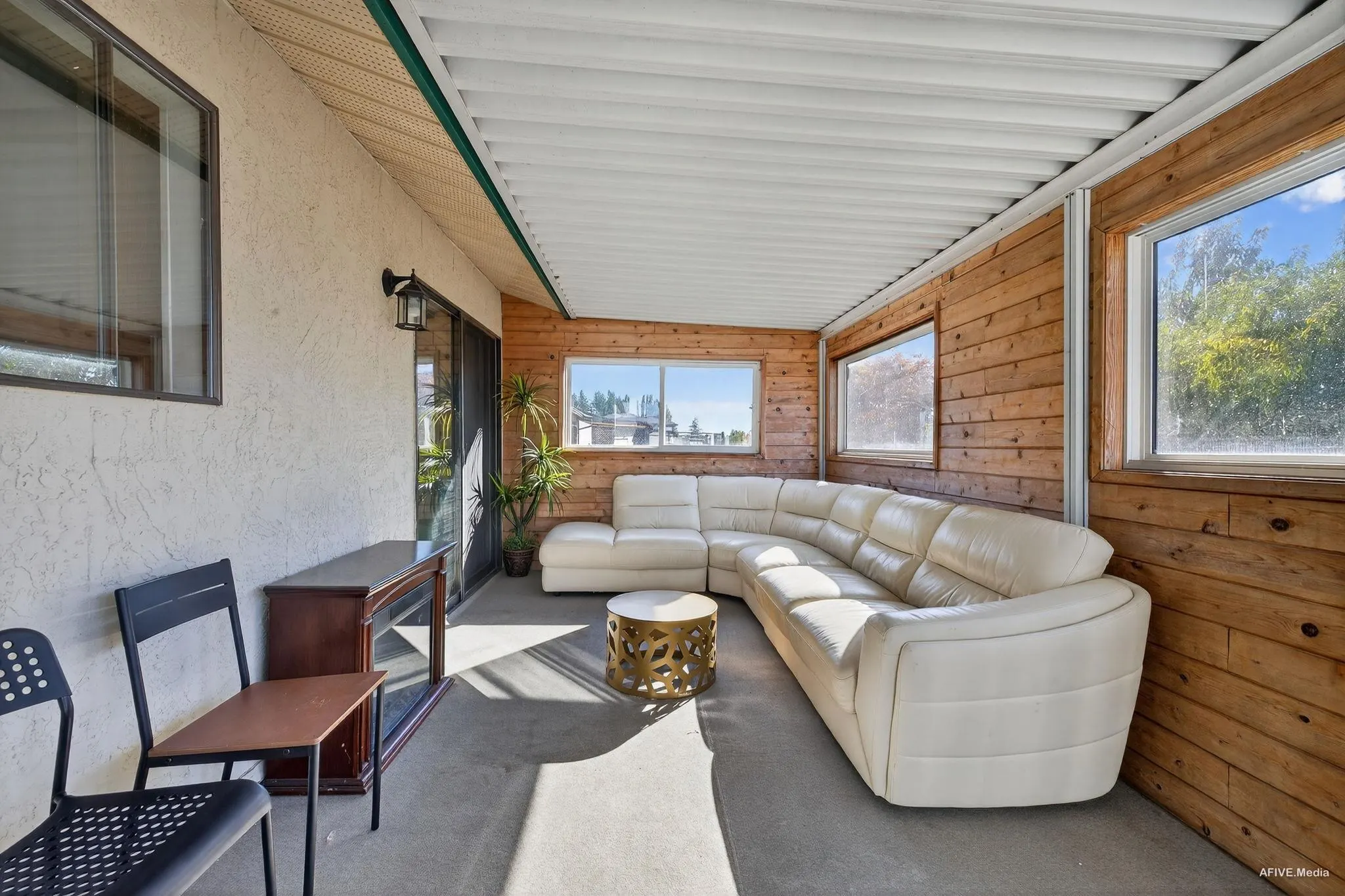 3443 Shuswap Terrace