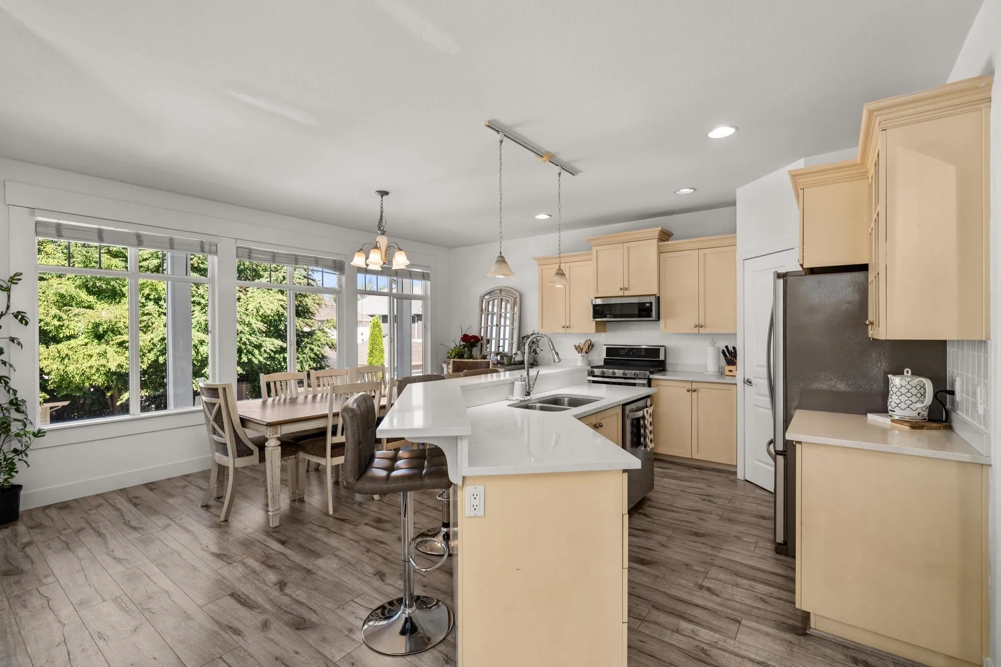 10071 246 A Street