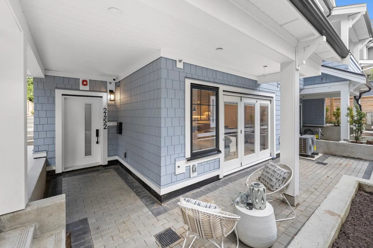 2452 W 49th Avenue