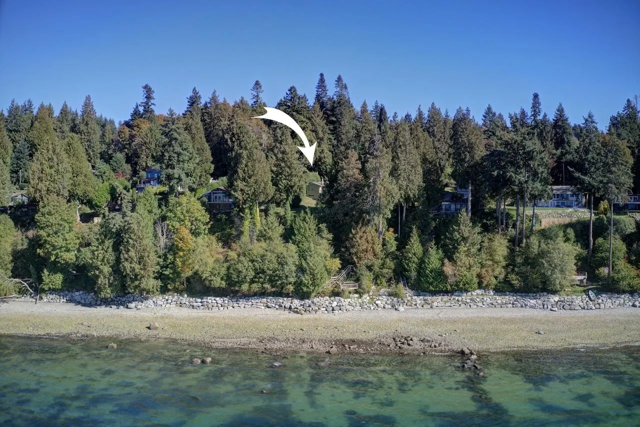 4947 Sunshine Coast Highway