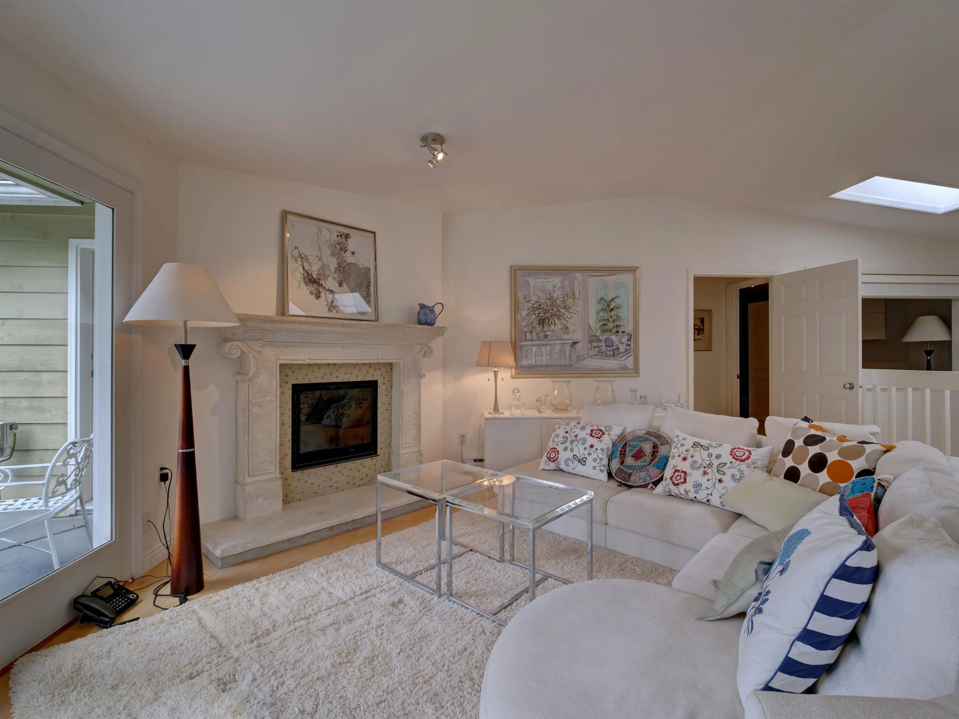4947 Sunshine Coast Highway