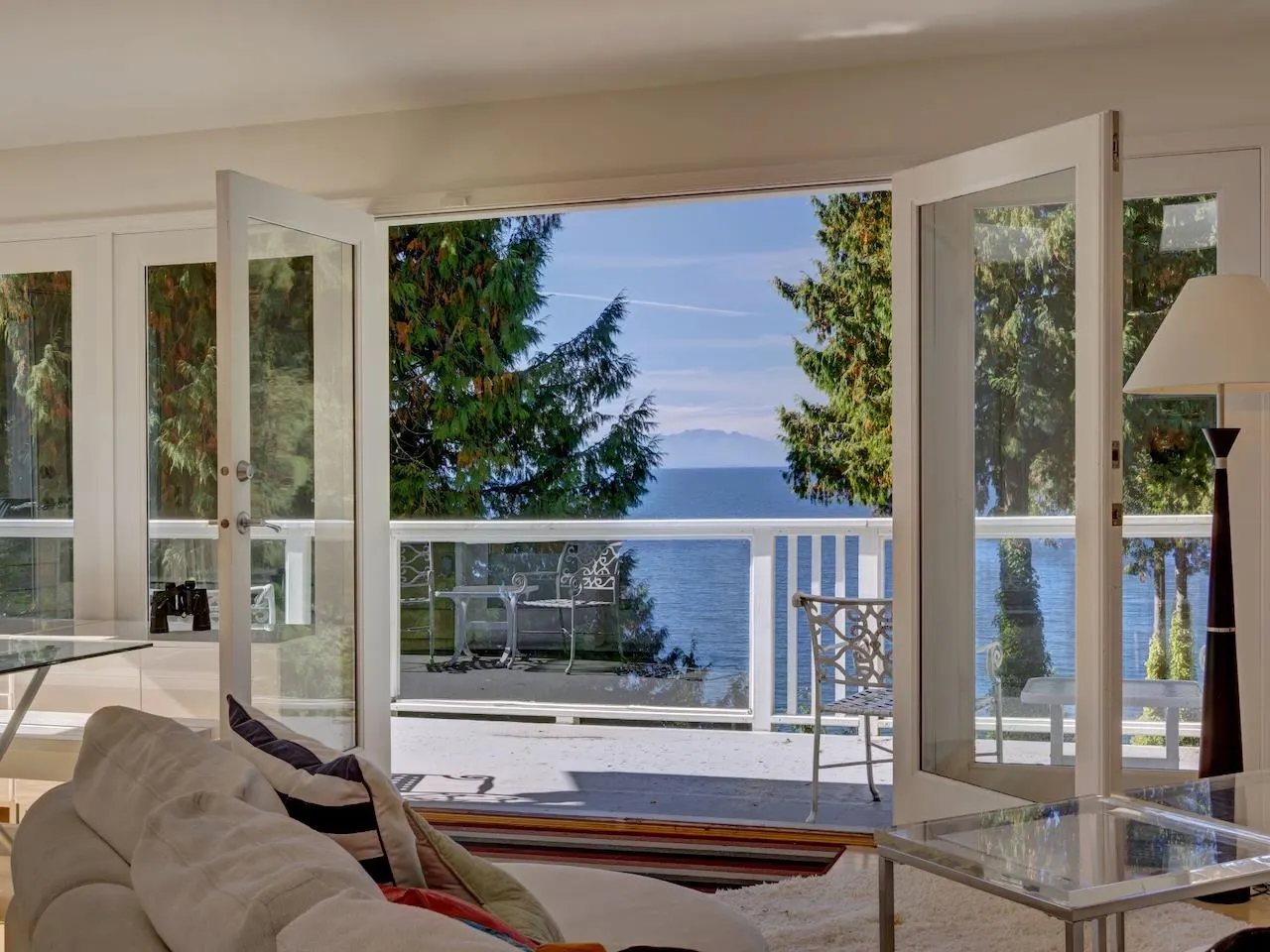 4947 Sunshine Coast Highway