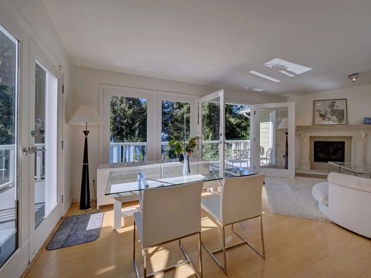 4947 Sunshine Coast Highway