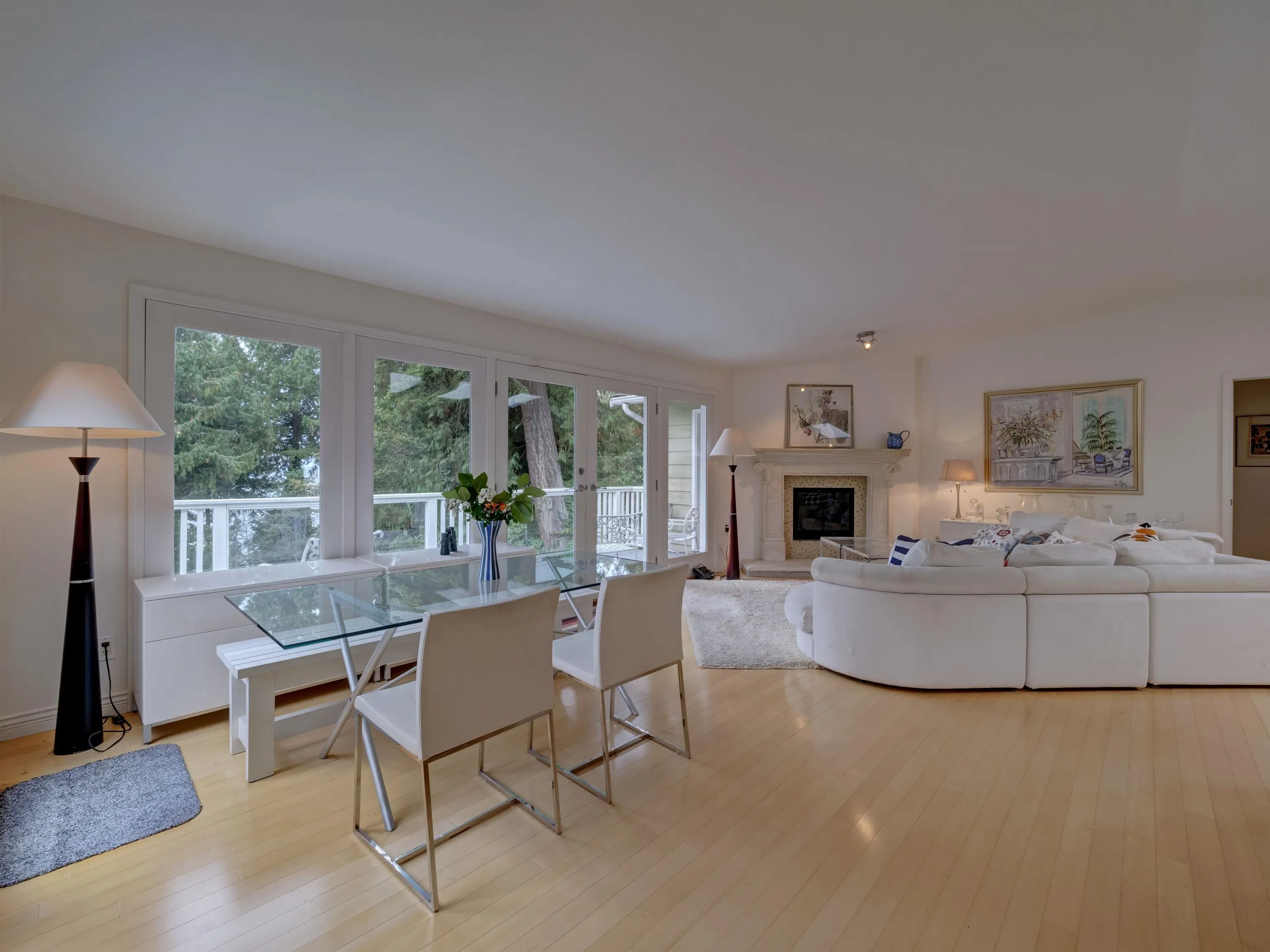 4947 Sunshine Coast Highway