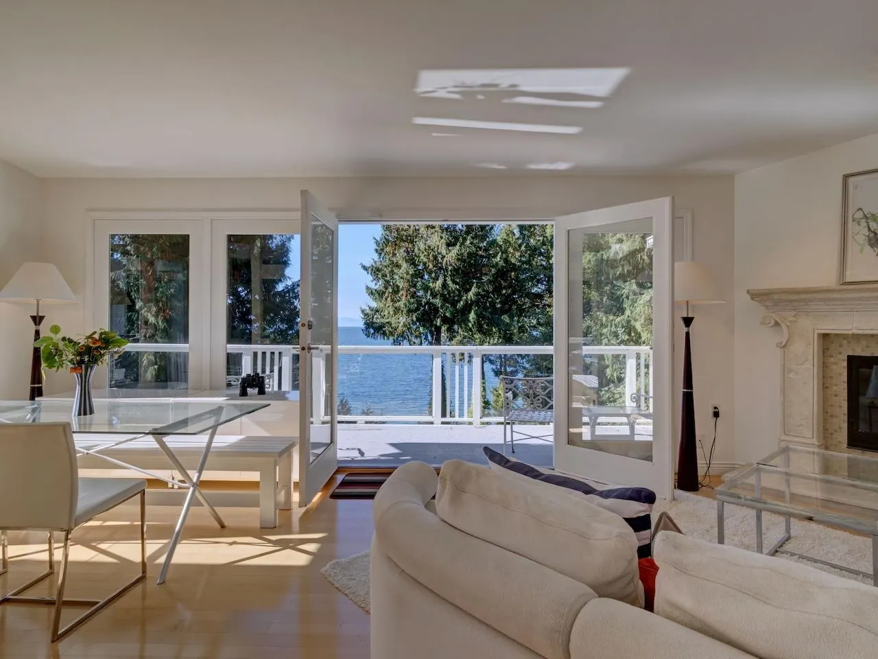 4947 Sunshine Coast Highway