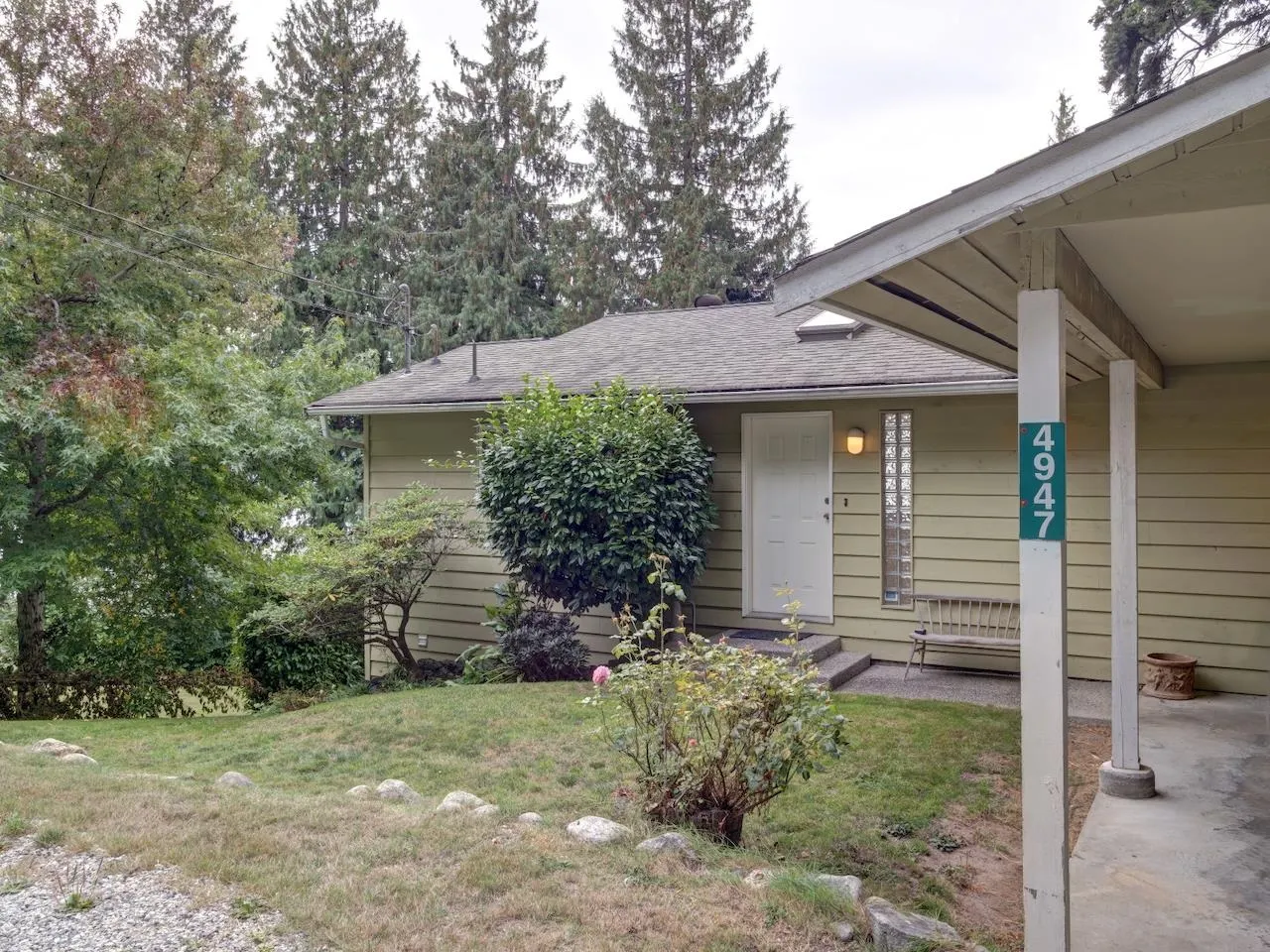 4947 Sunshine Coast Highway
