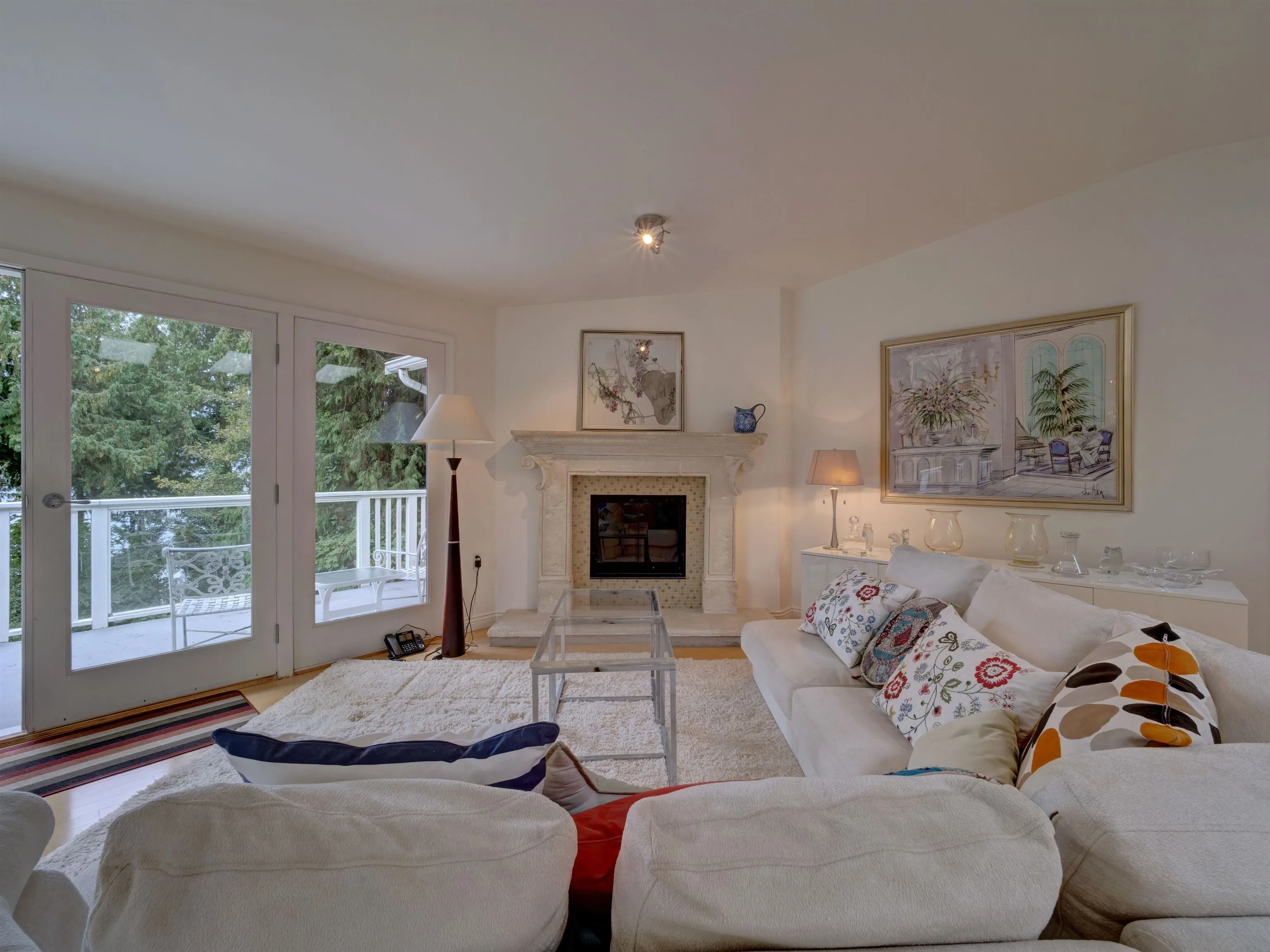 4947 Sunshine Coast Highway