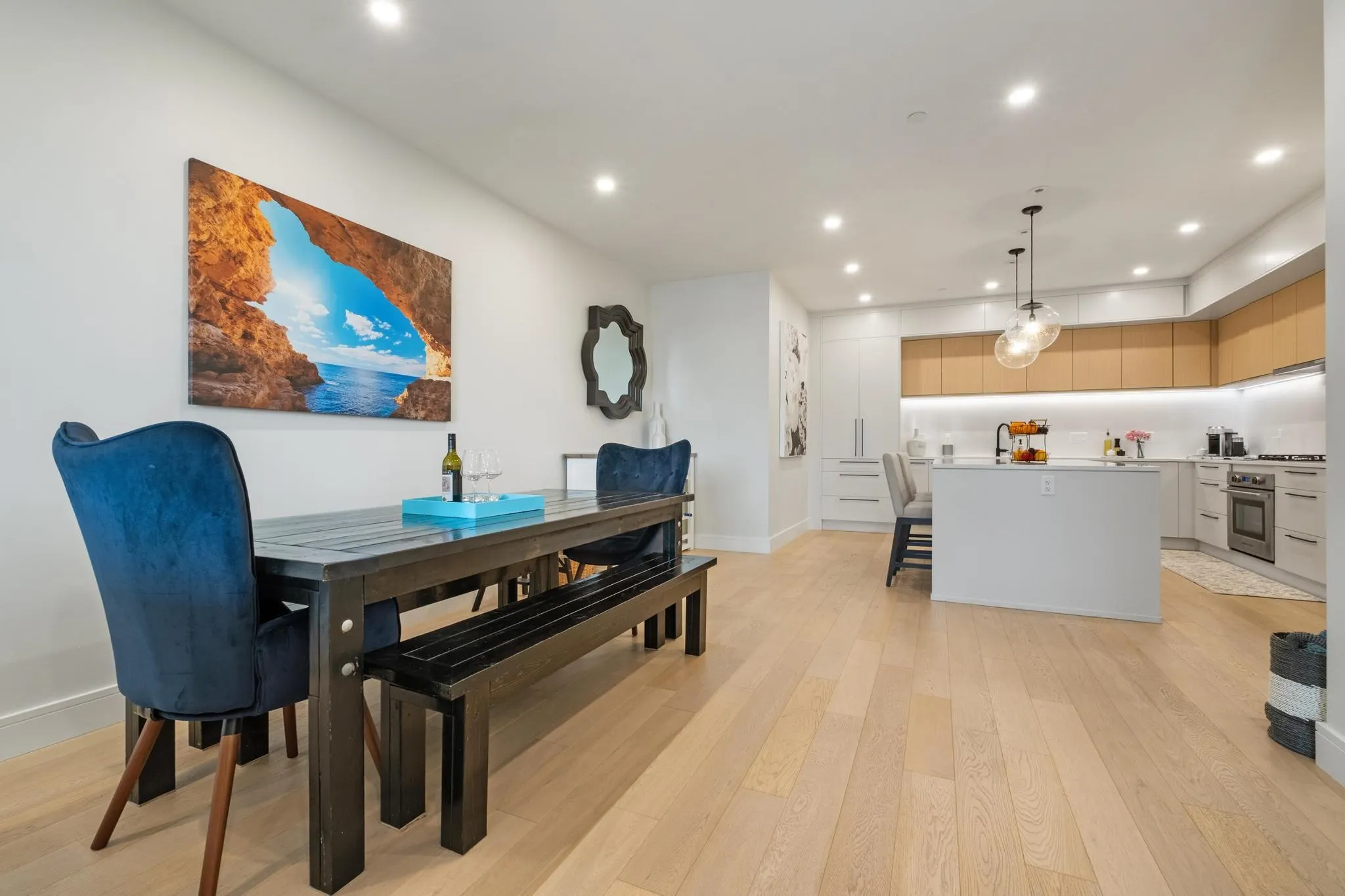 511 20416 Park Avenue