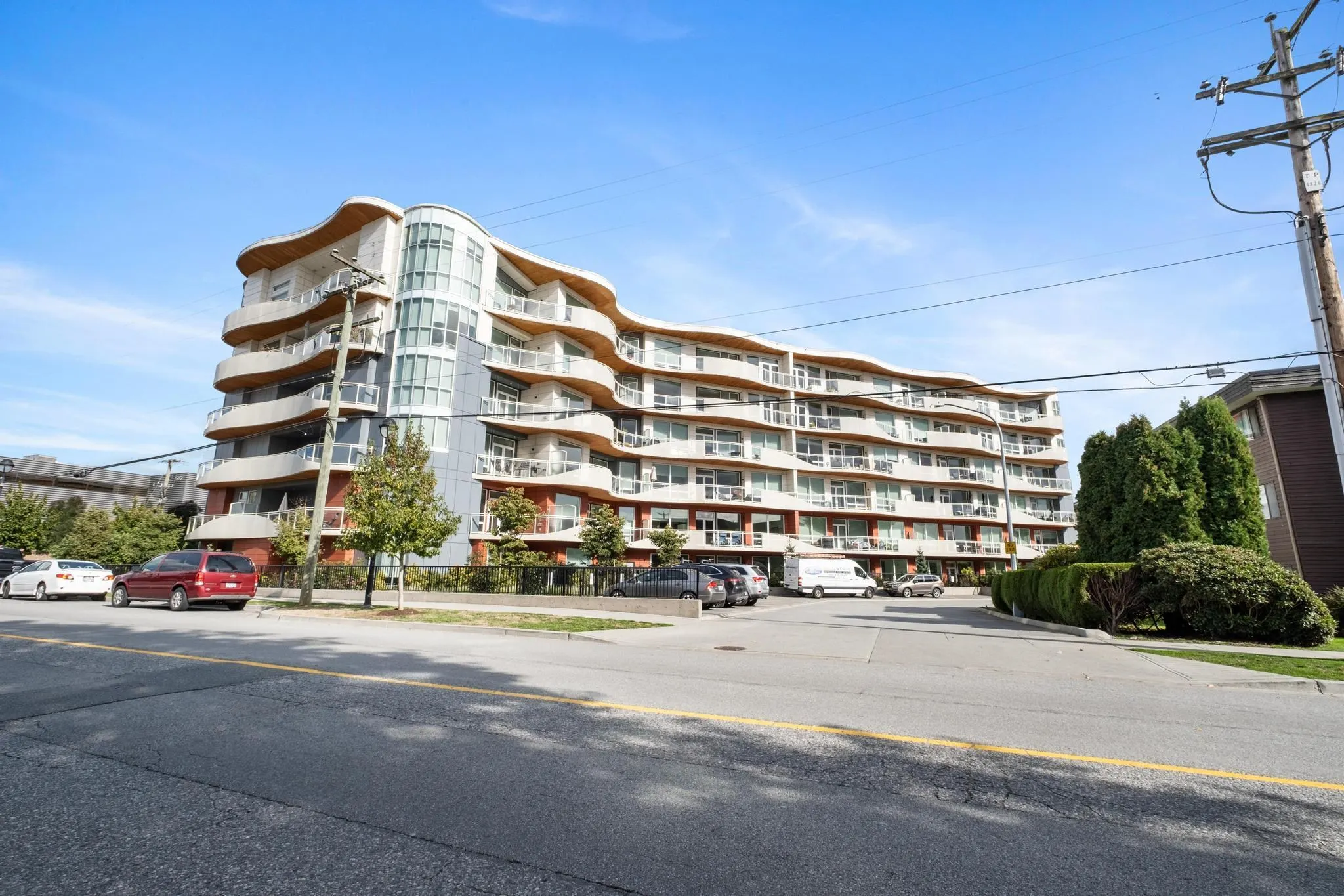 511 20416 Park Avenue