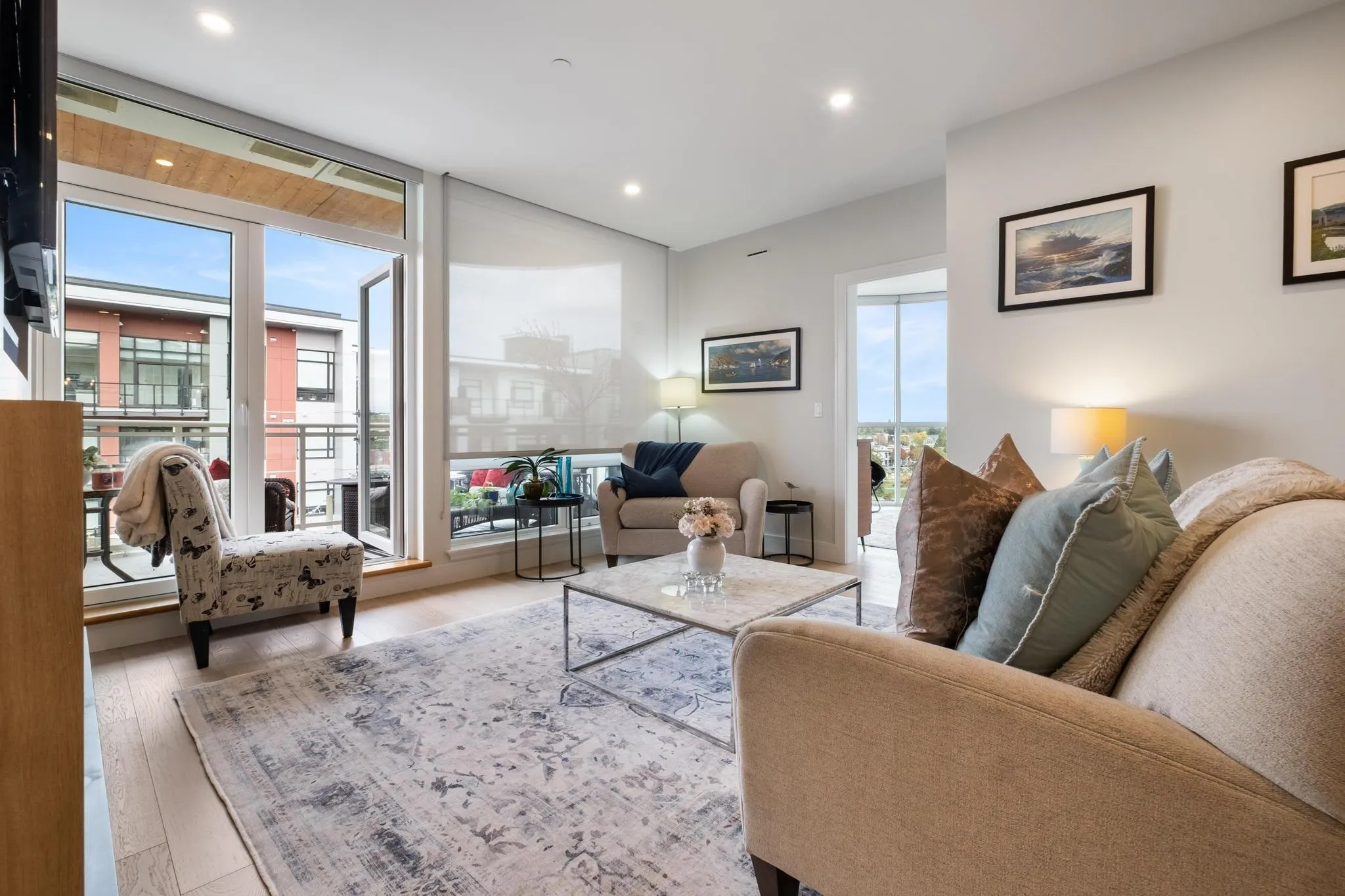511 20416 Park Avenue