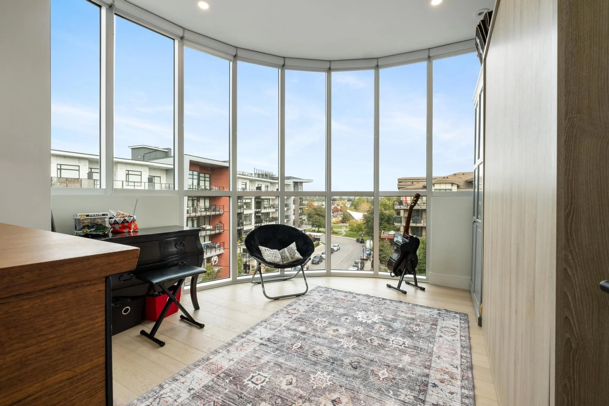 511 20416 Park Avenue