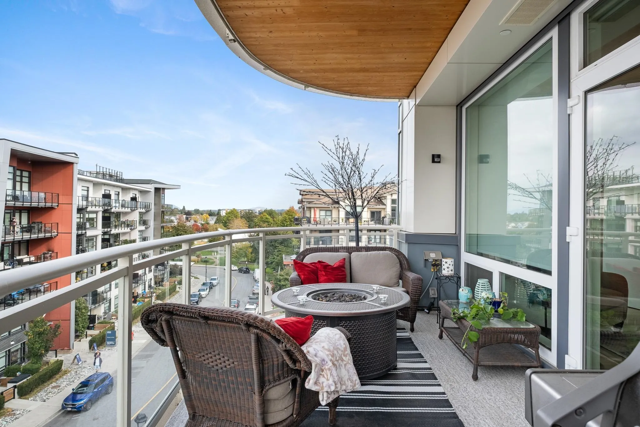 511 20416 Park Avenue