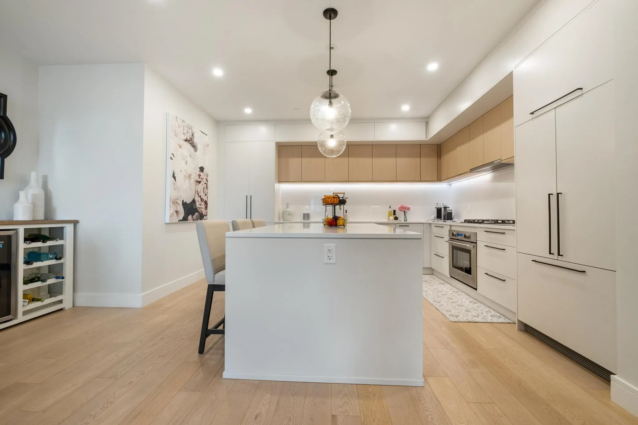 511 20416 Park Avenue