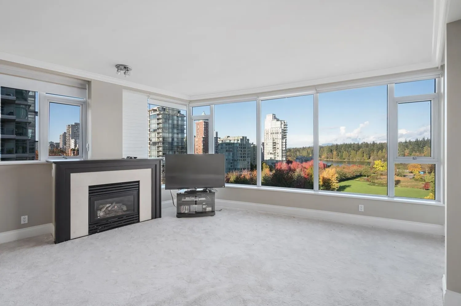 100X 1777 Bayshore Drive