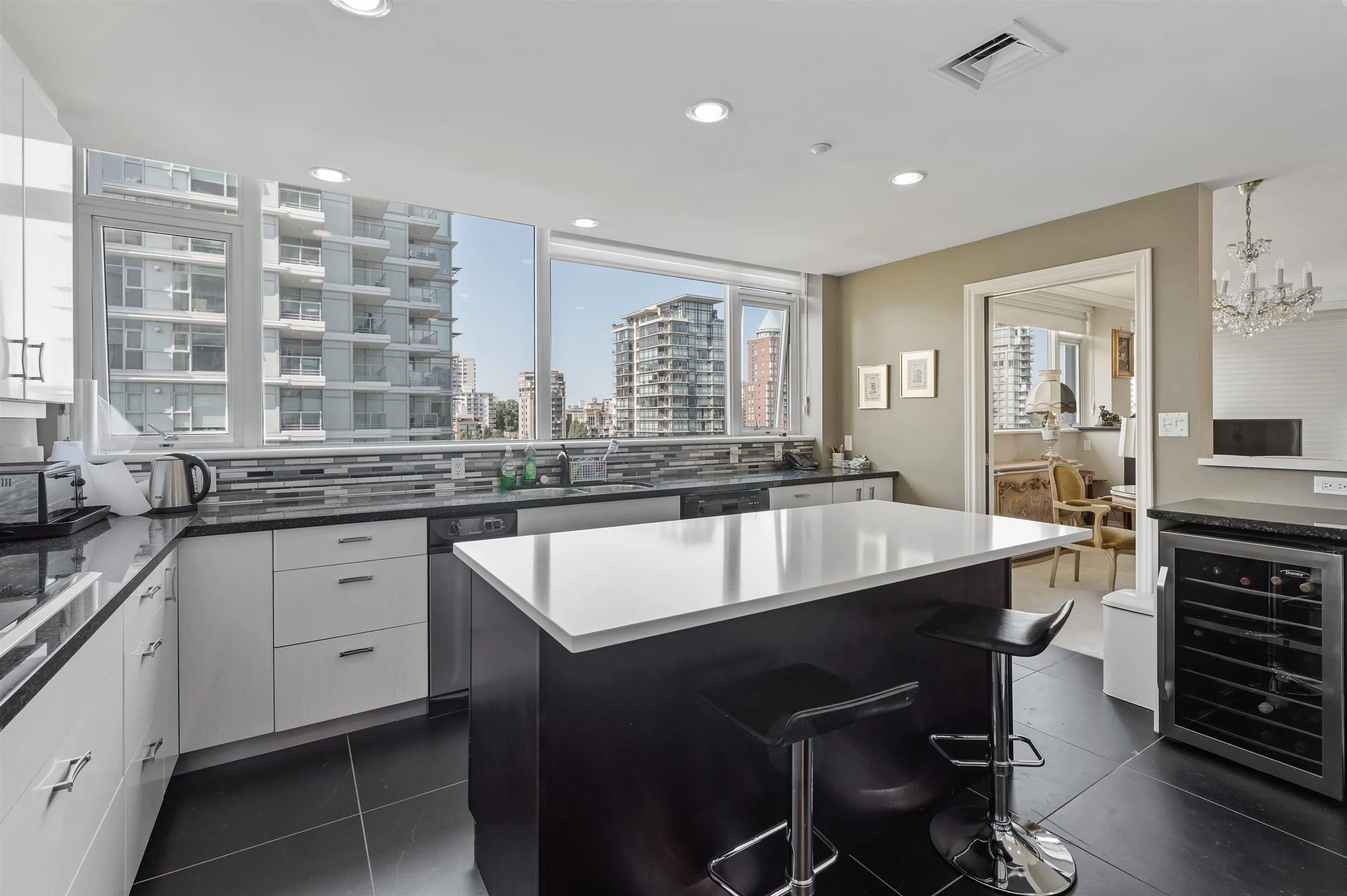 100X 1777 Bayshore Drive