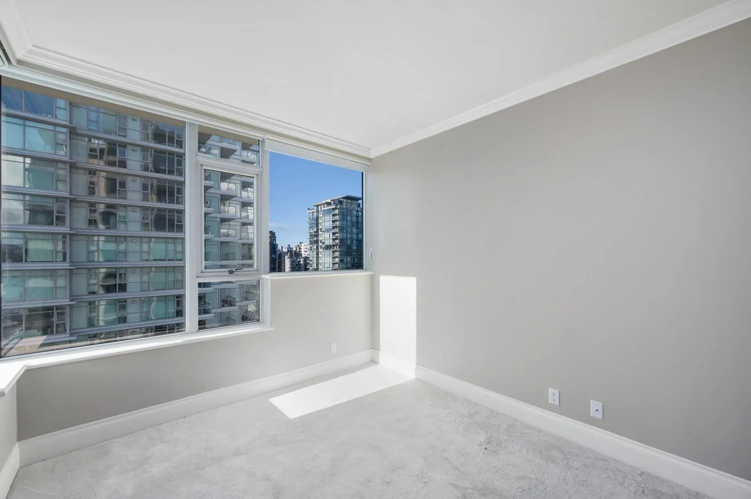 100X 1777 Bayshore Drive