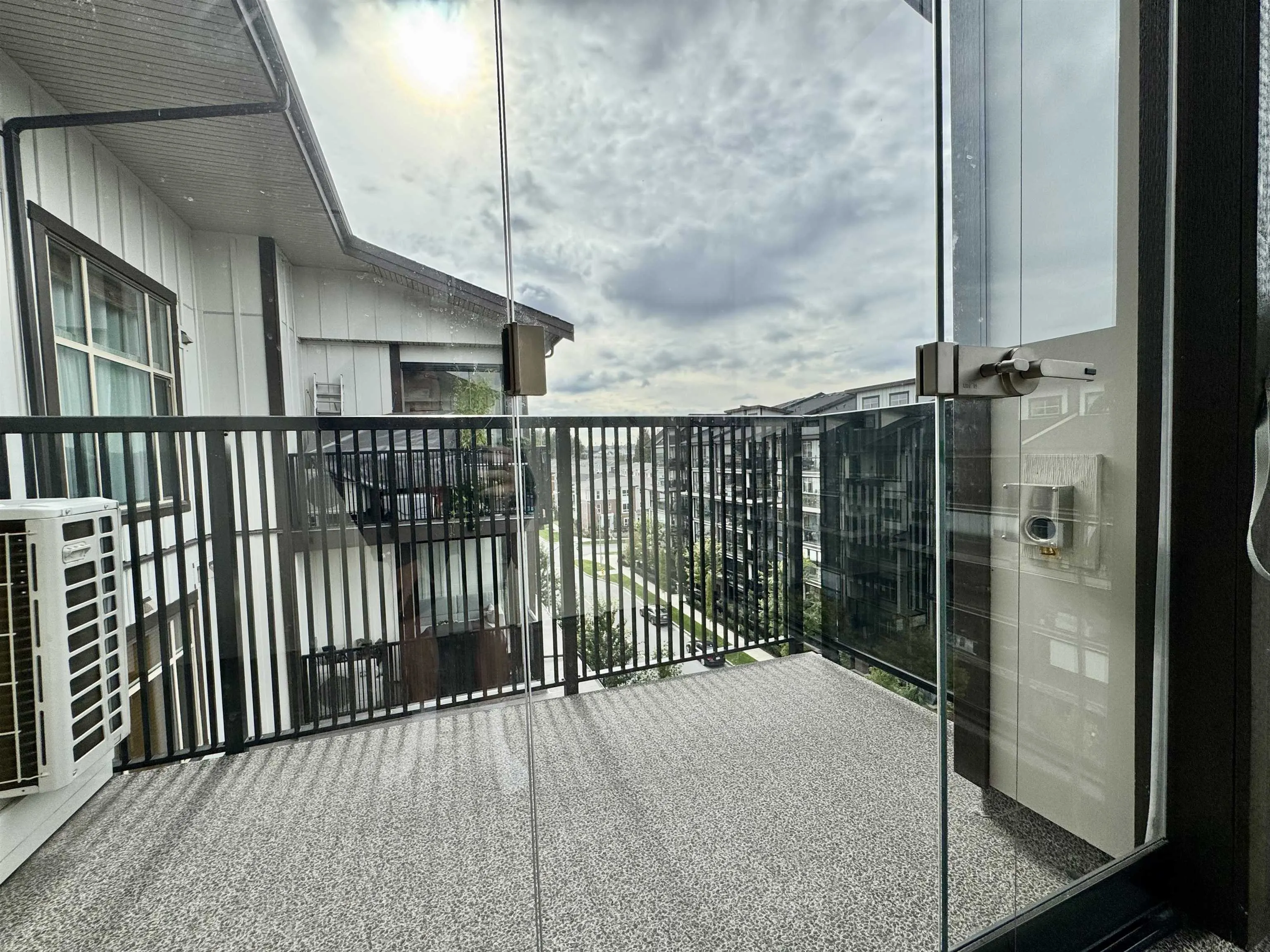 612 8538 203a Street