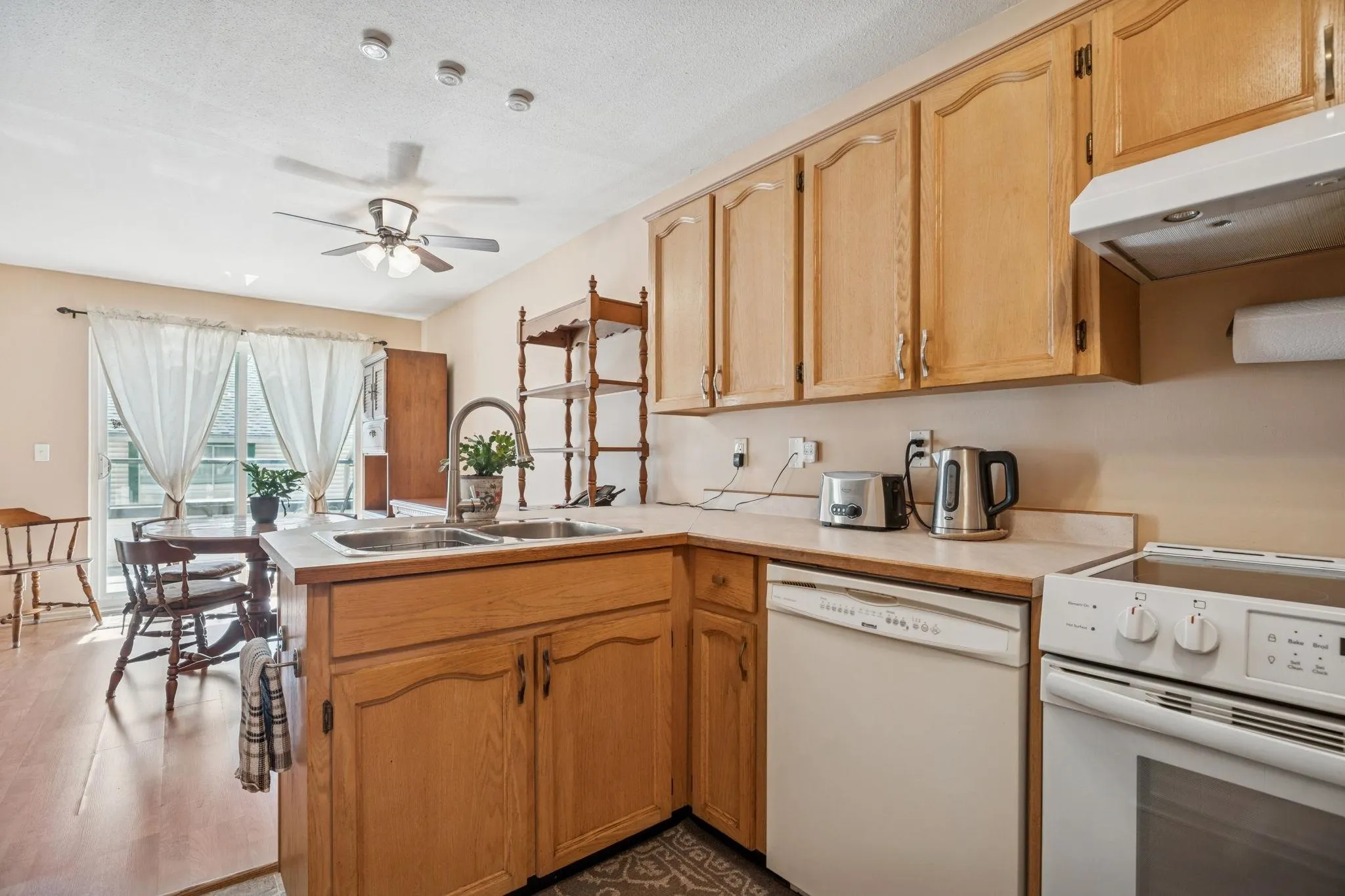 402 11726 225 Street