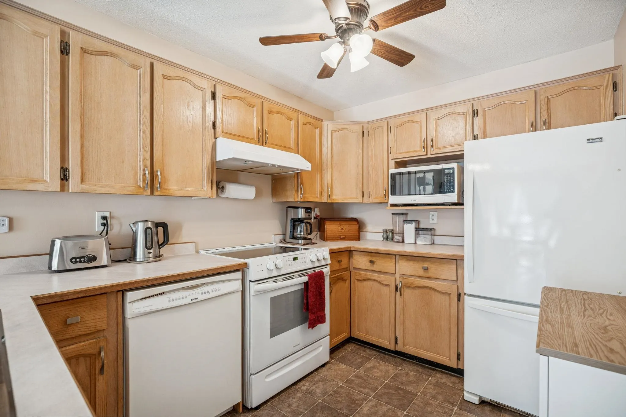 402 11726 225 Street