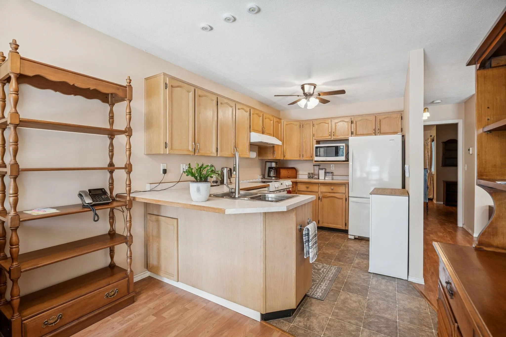 402 11726 225 Street