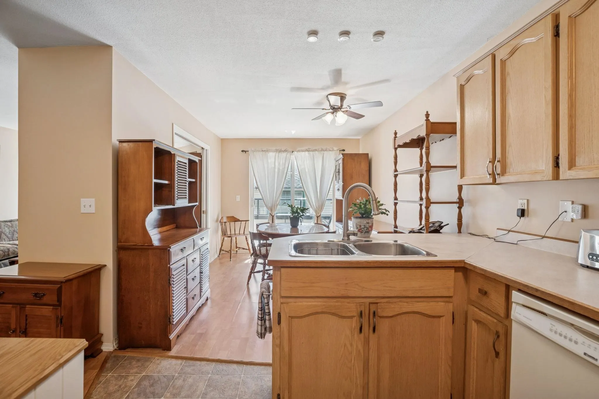 402 11726 225 Street