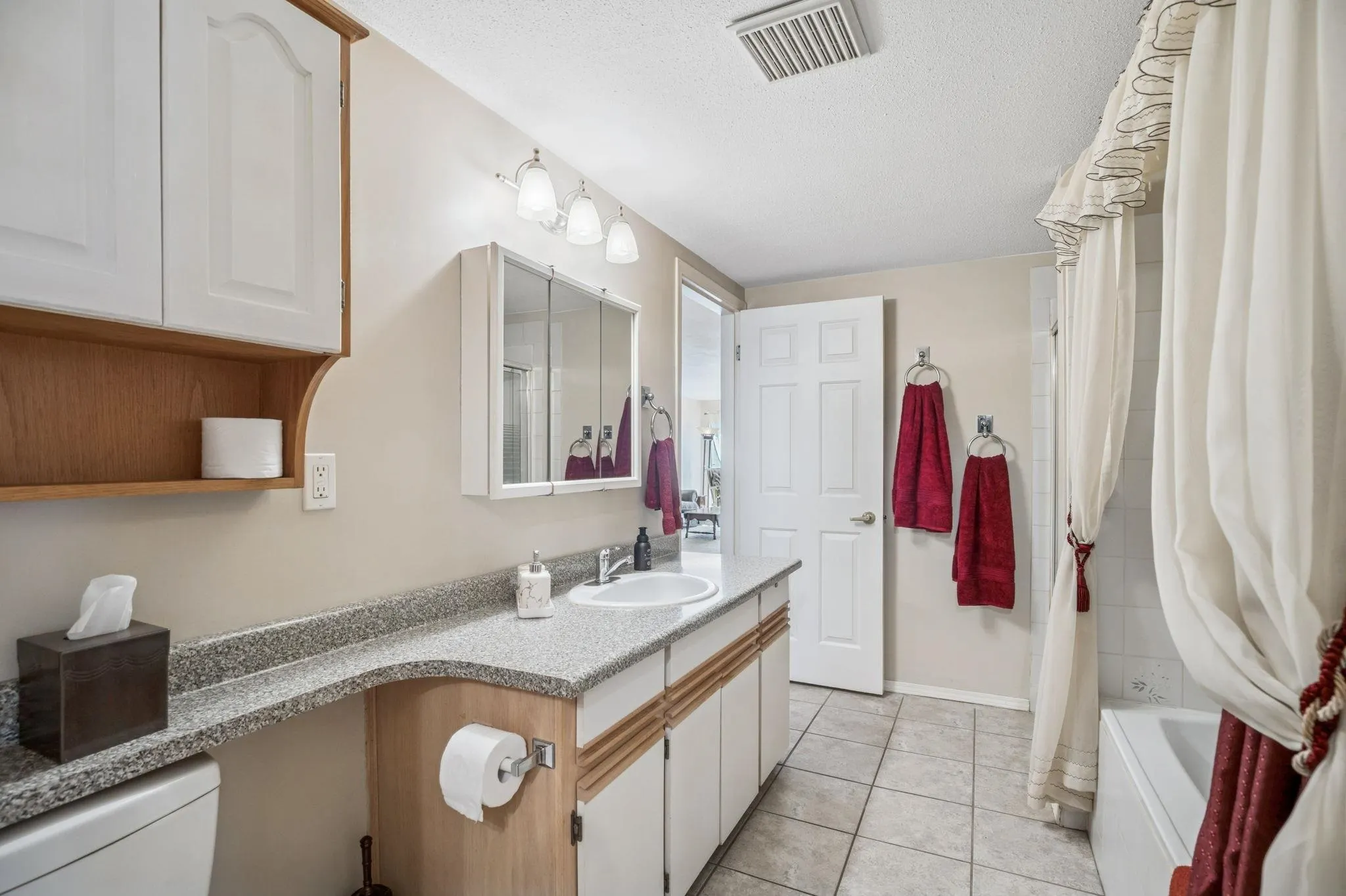 402 11726 225 Street