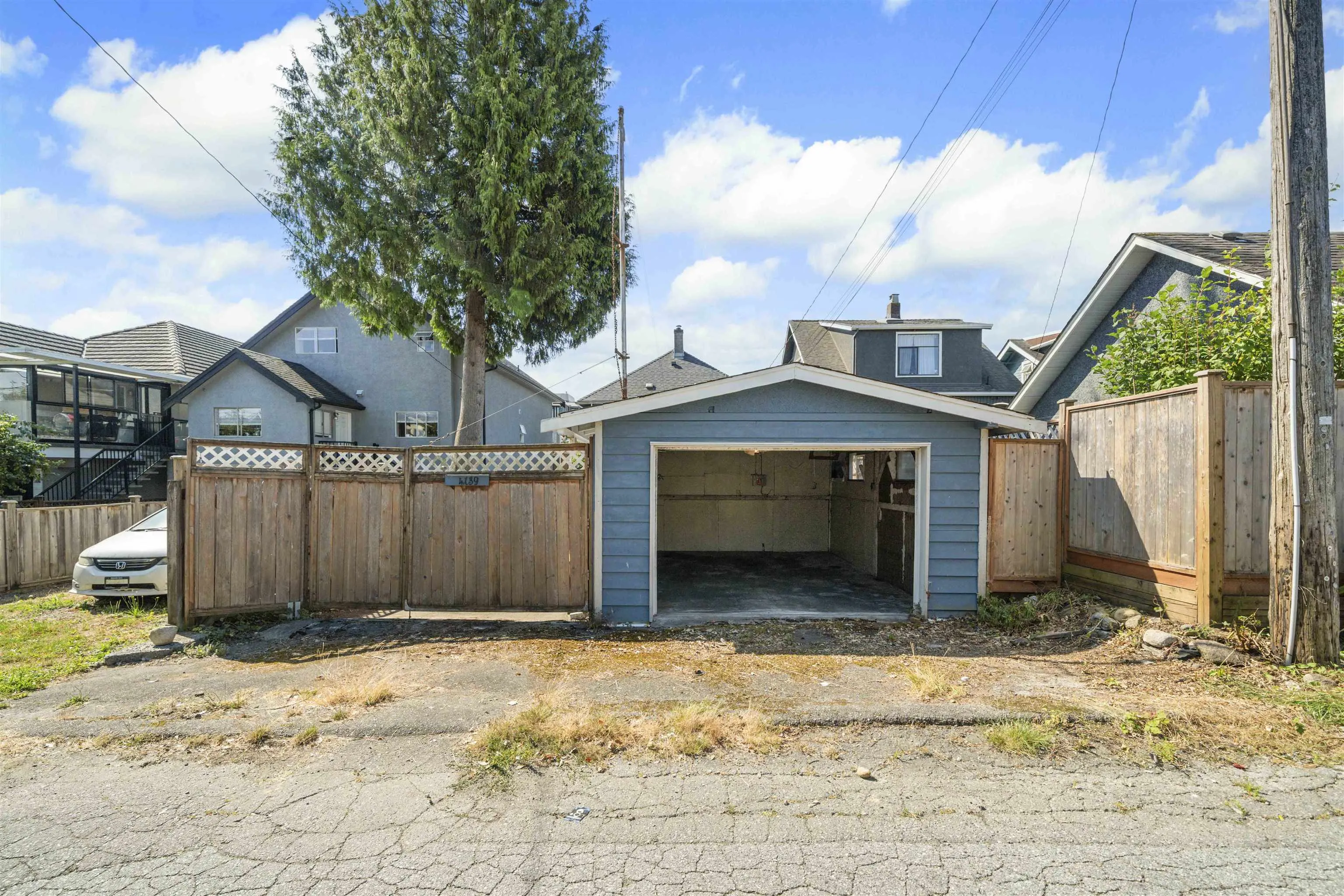 4139 Pandora Street