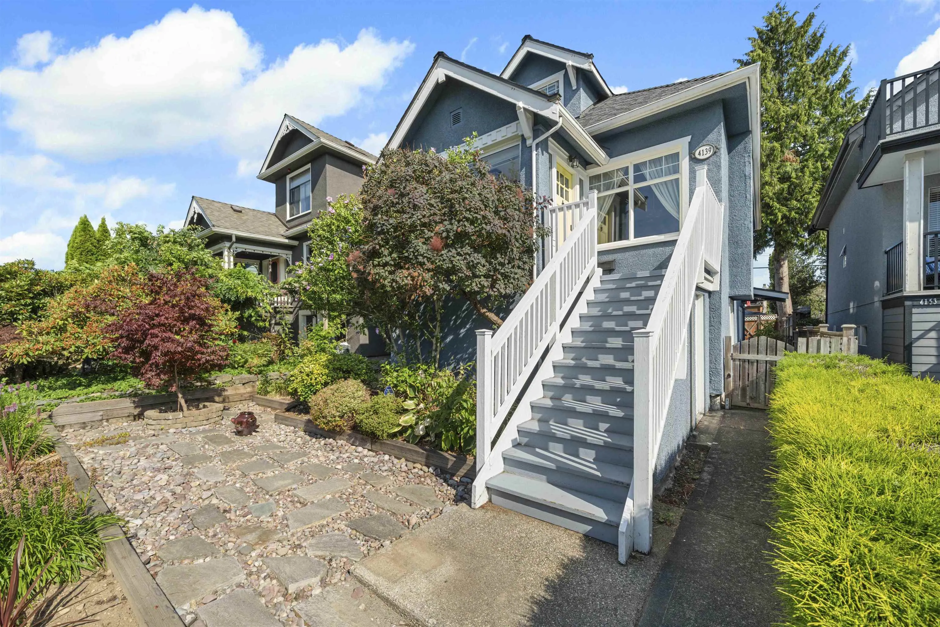 4139 Pandora Street