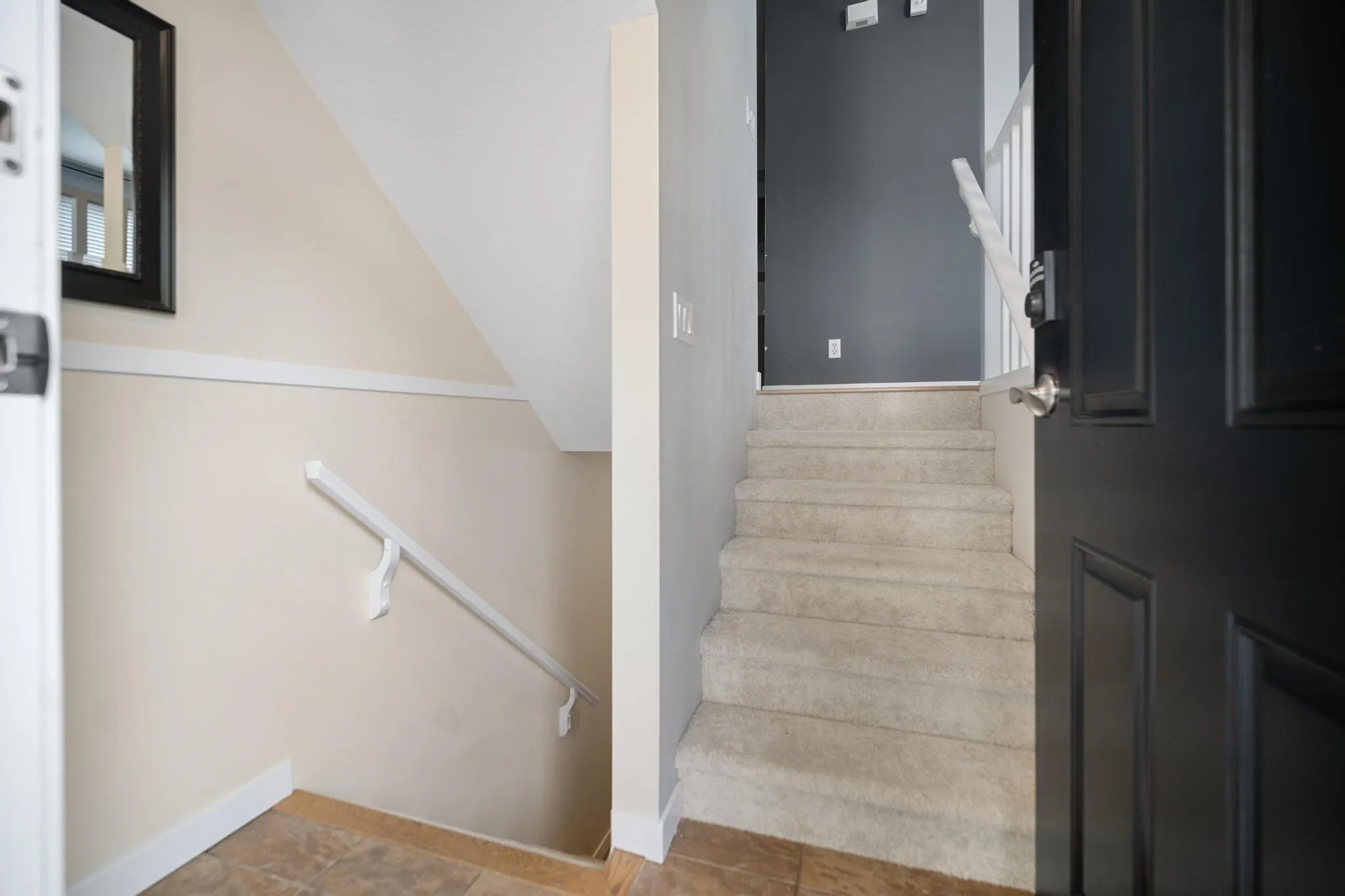 9 16789 60 Avenue