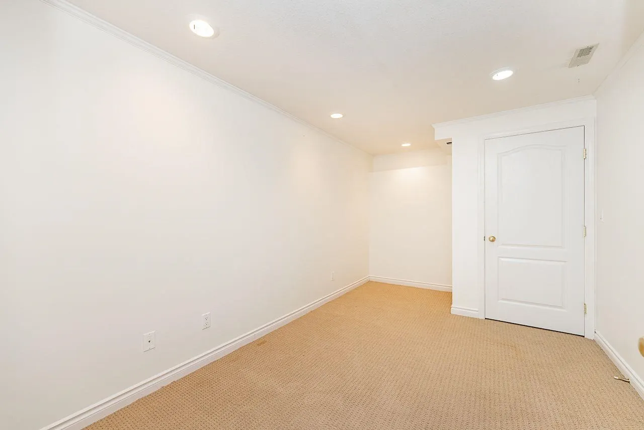 1580 Wintergreen Place
